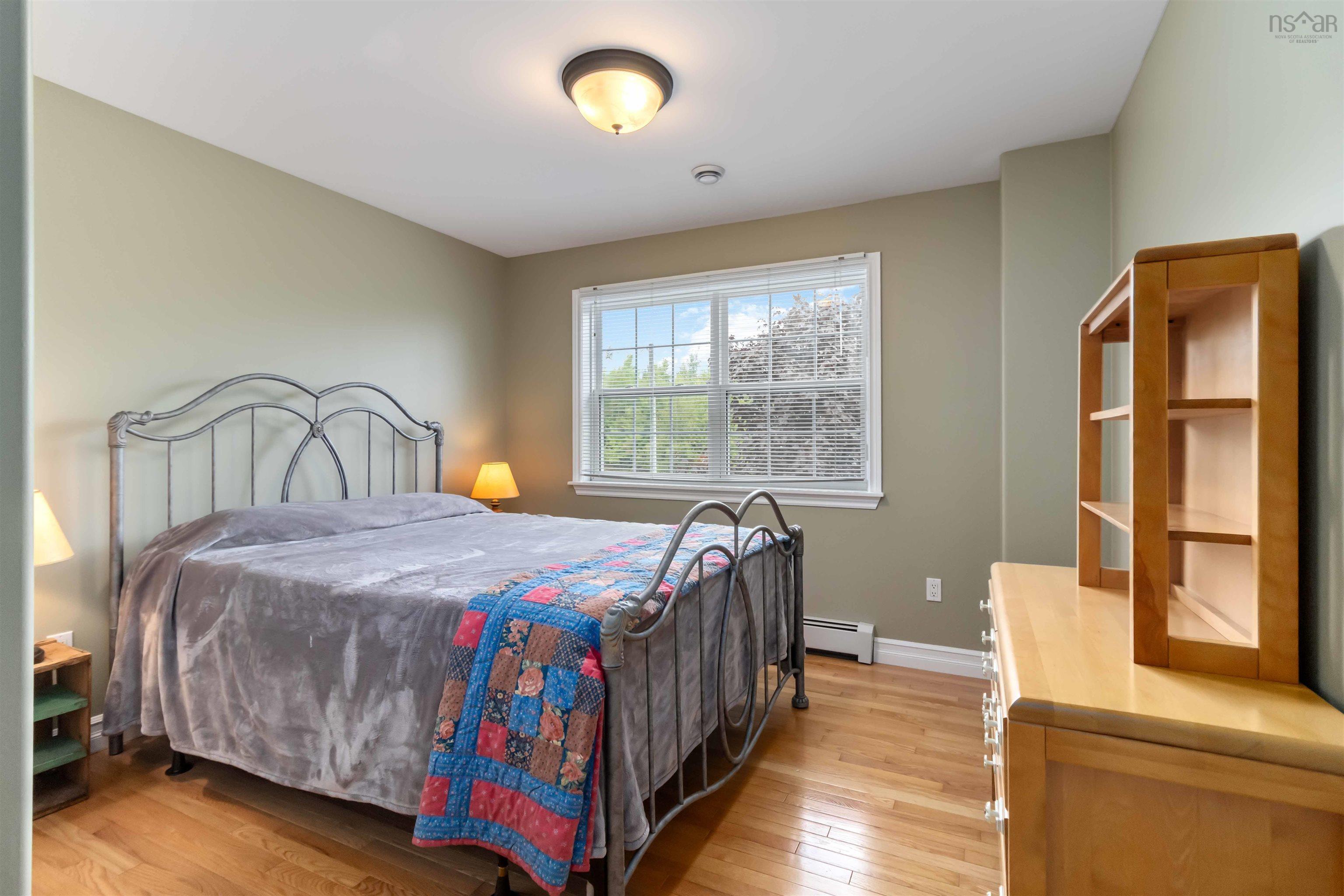 $835,000.00: 16 Valerie Court, Windsor Junction