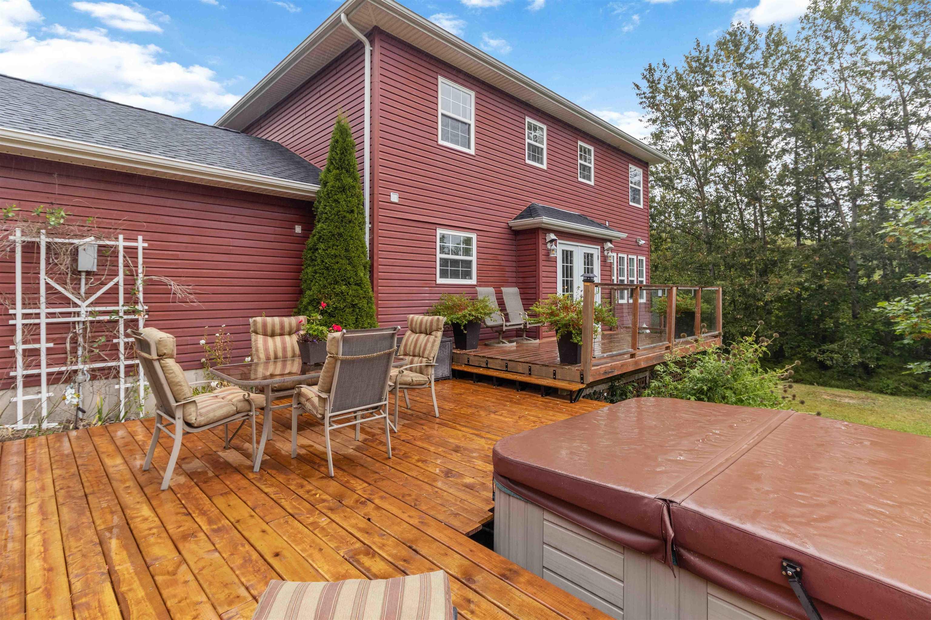 $835,000.00: 16 Valerie Court, Windsor Junction