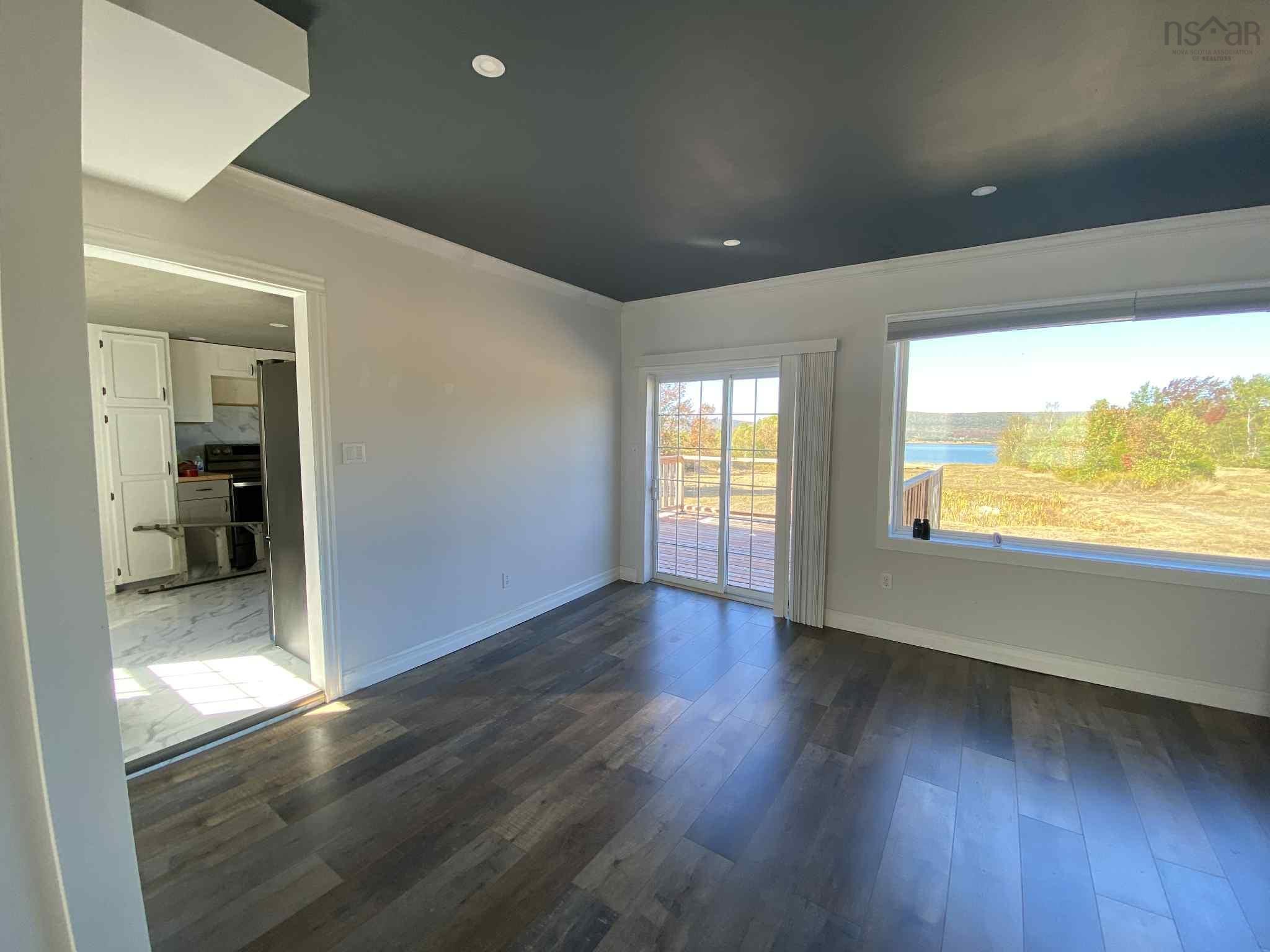 $455,000.00: 2799 1 Highway, Upper Clements