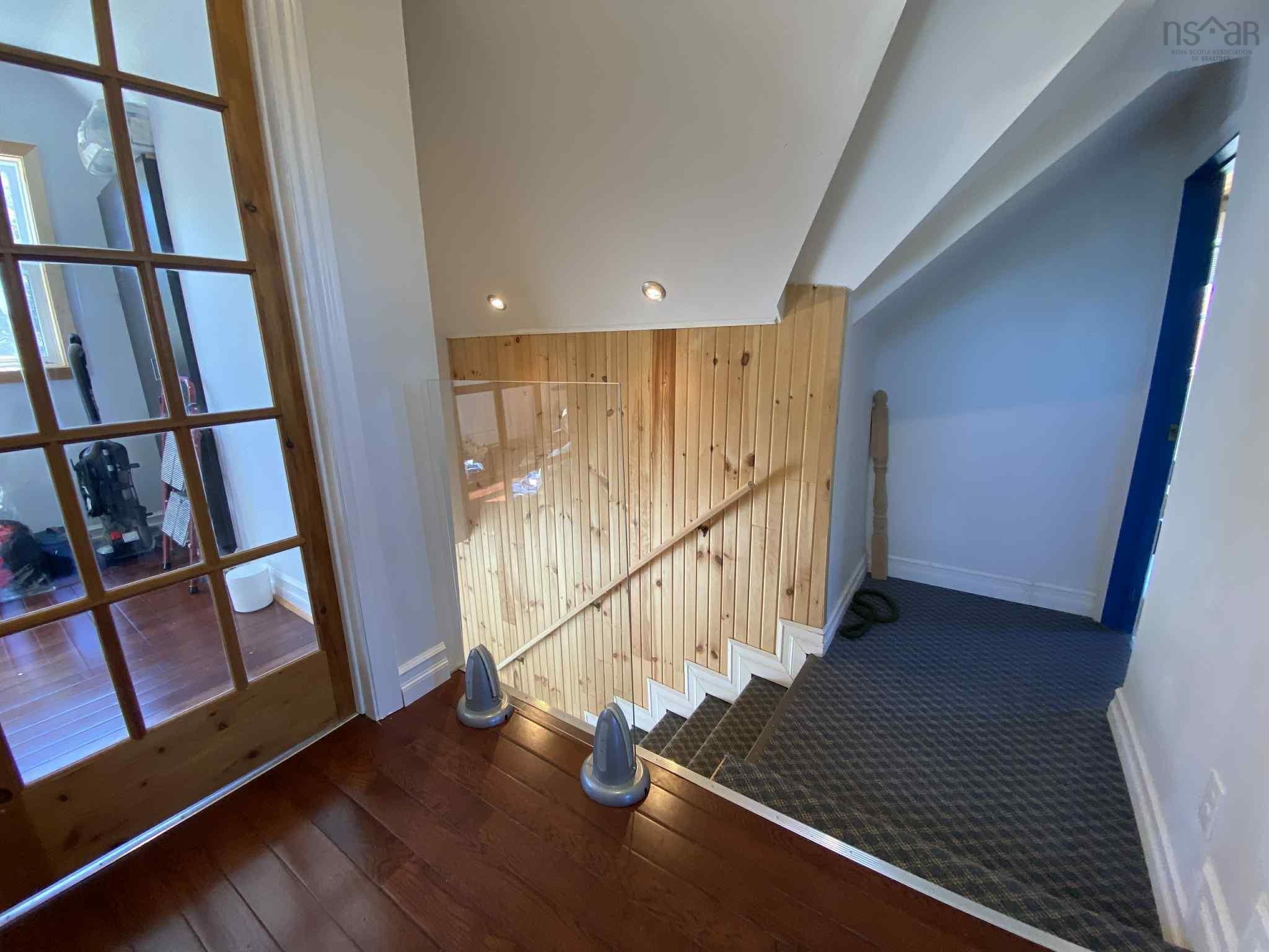 $455,000.00: 2799 1 Highway, Upper Clements