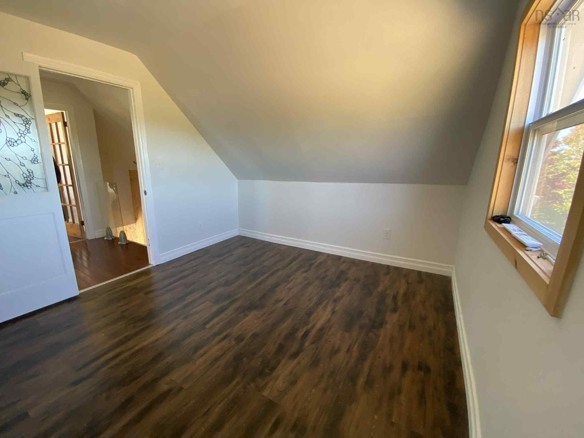 $455,000.00: 2799 1 Highway, Upper Clements