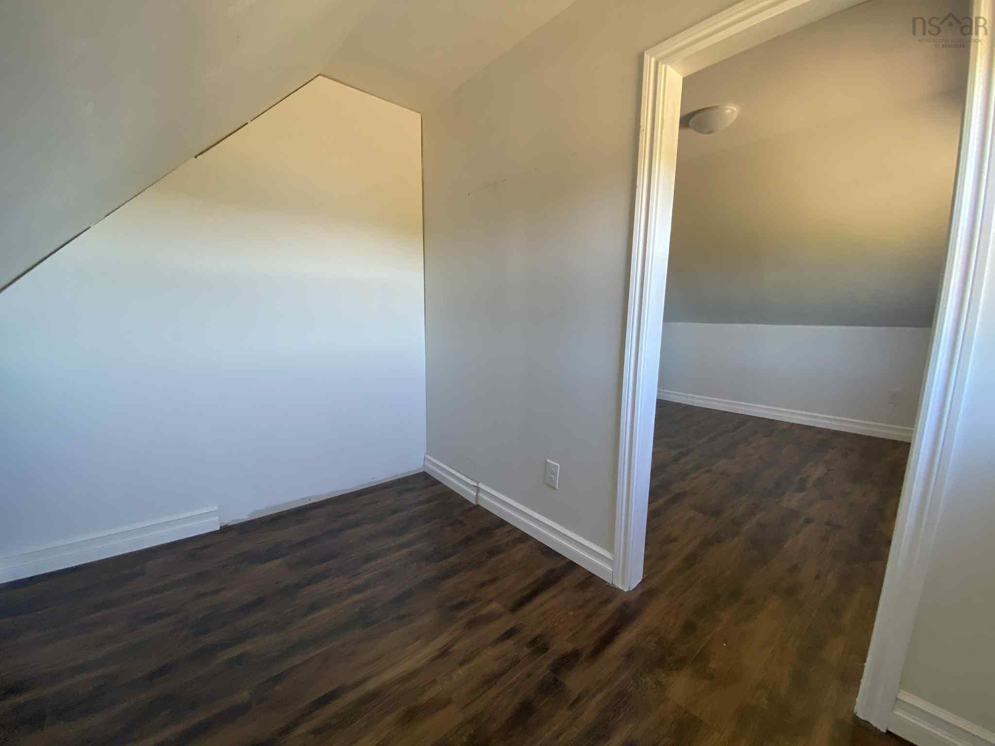 $455,000.00: 2799 1 Highway, Upper Clements