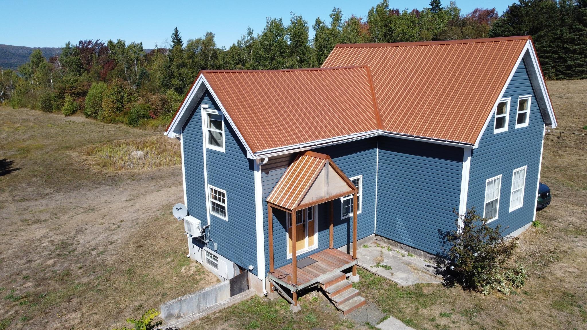 $455,000.00: 2799 1 Highway, Upper Clements