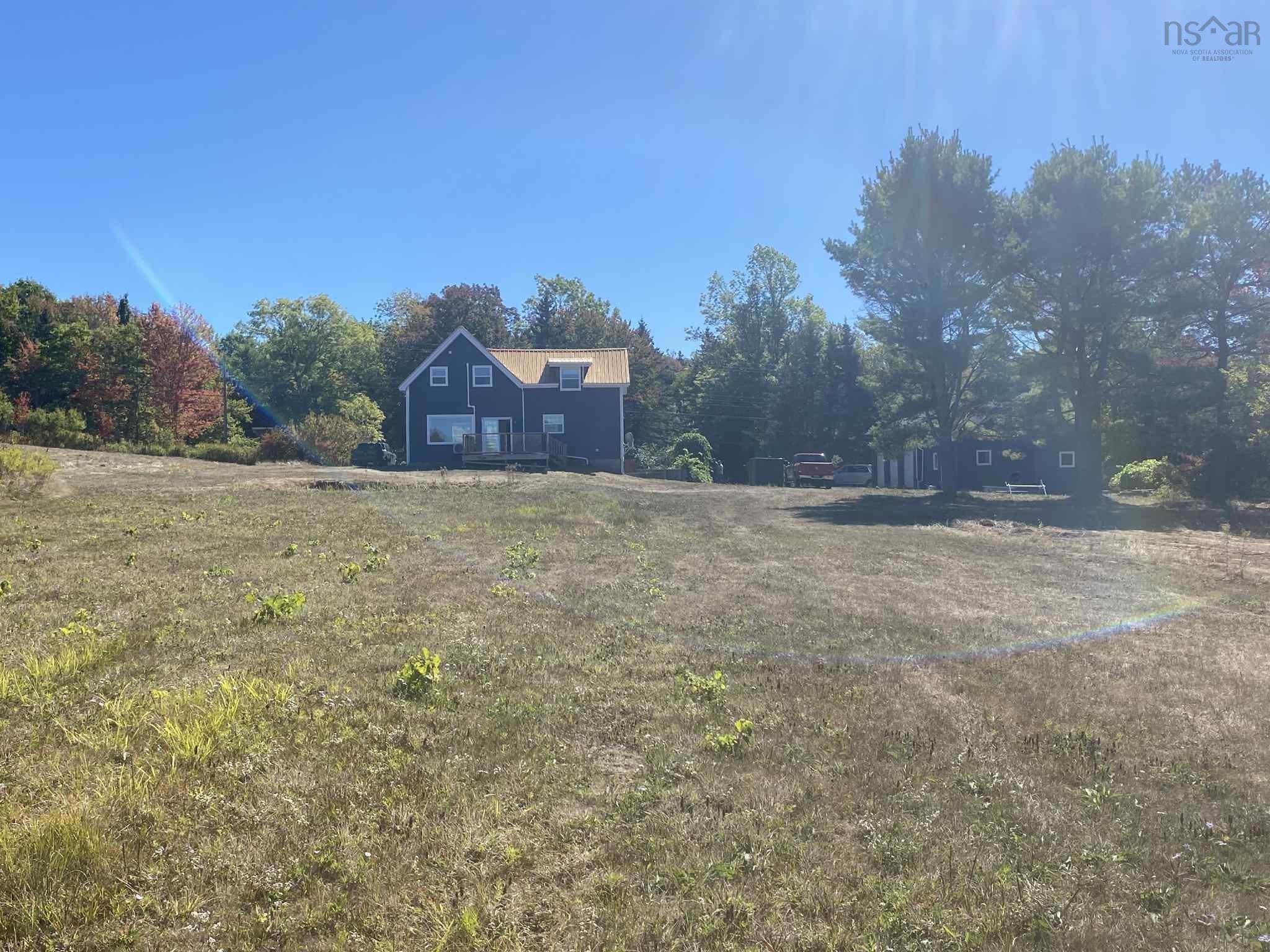 $455,000.00: 2799 1 Highway, Upper Clements