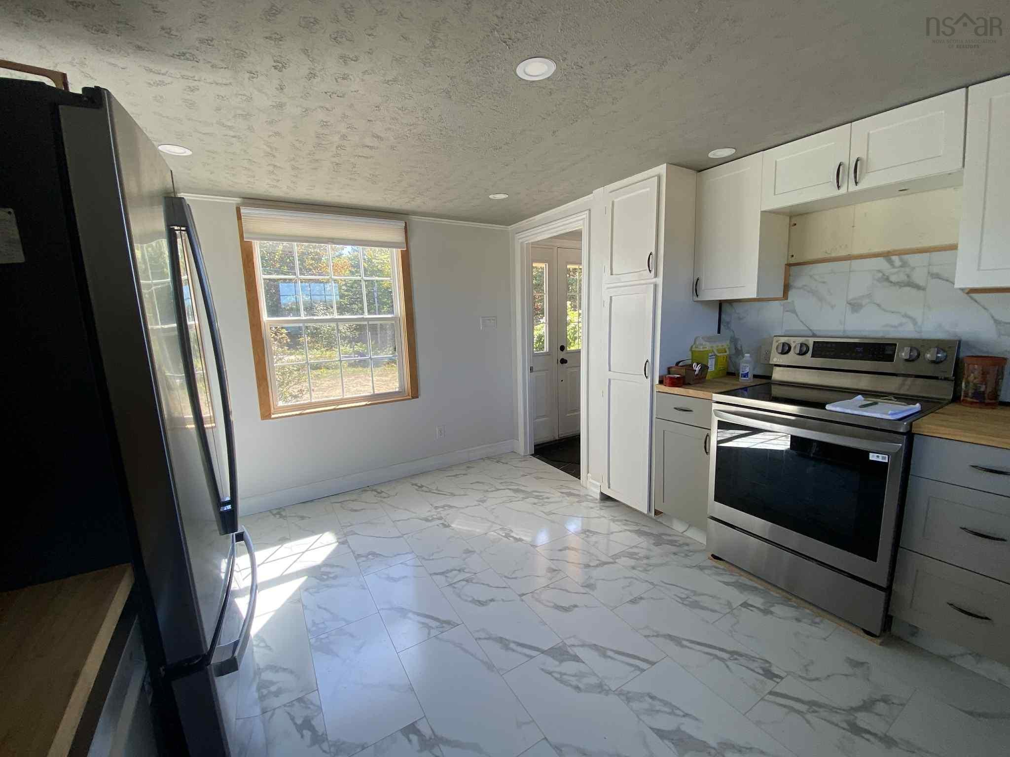 $455,000.00: 2799 1 Highway, Upper Clements