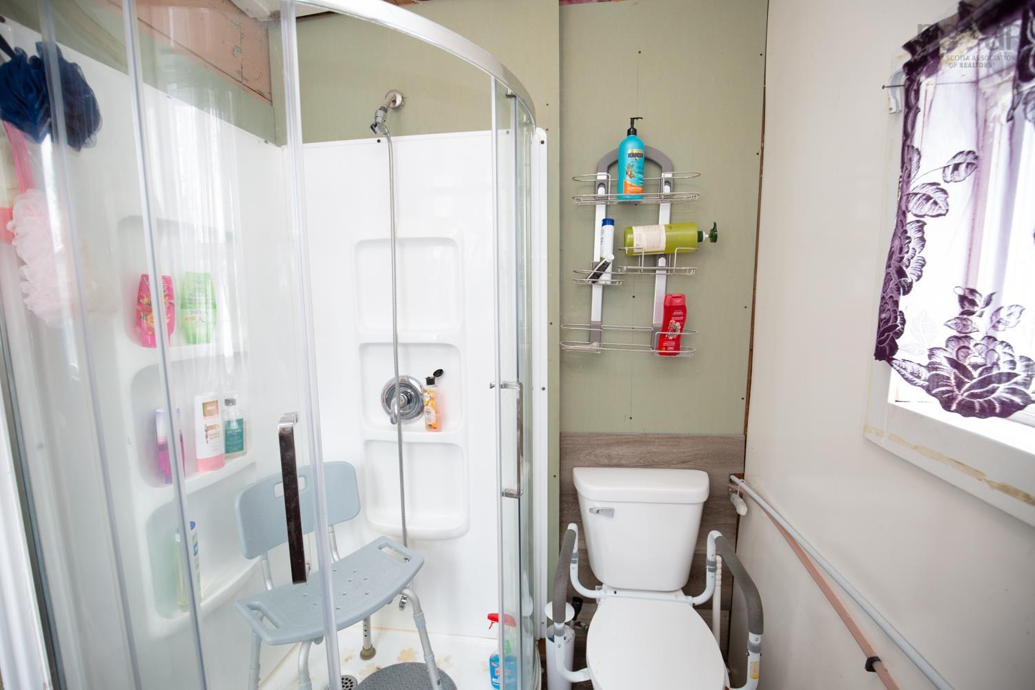 $240,000.00: 107 UPPER PEMBROKE Road, Pembroke