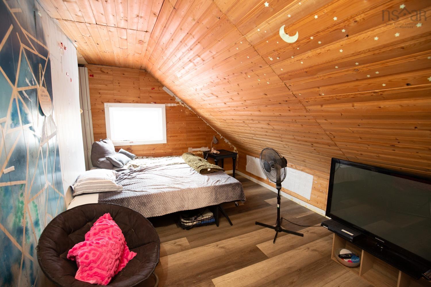 $240,000.00: 107 UPPER PEMBROKE Road, Pembroke