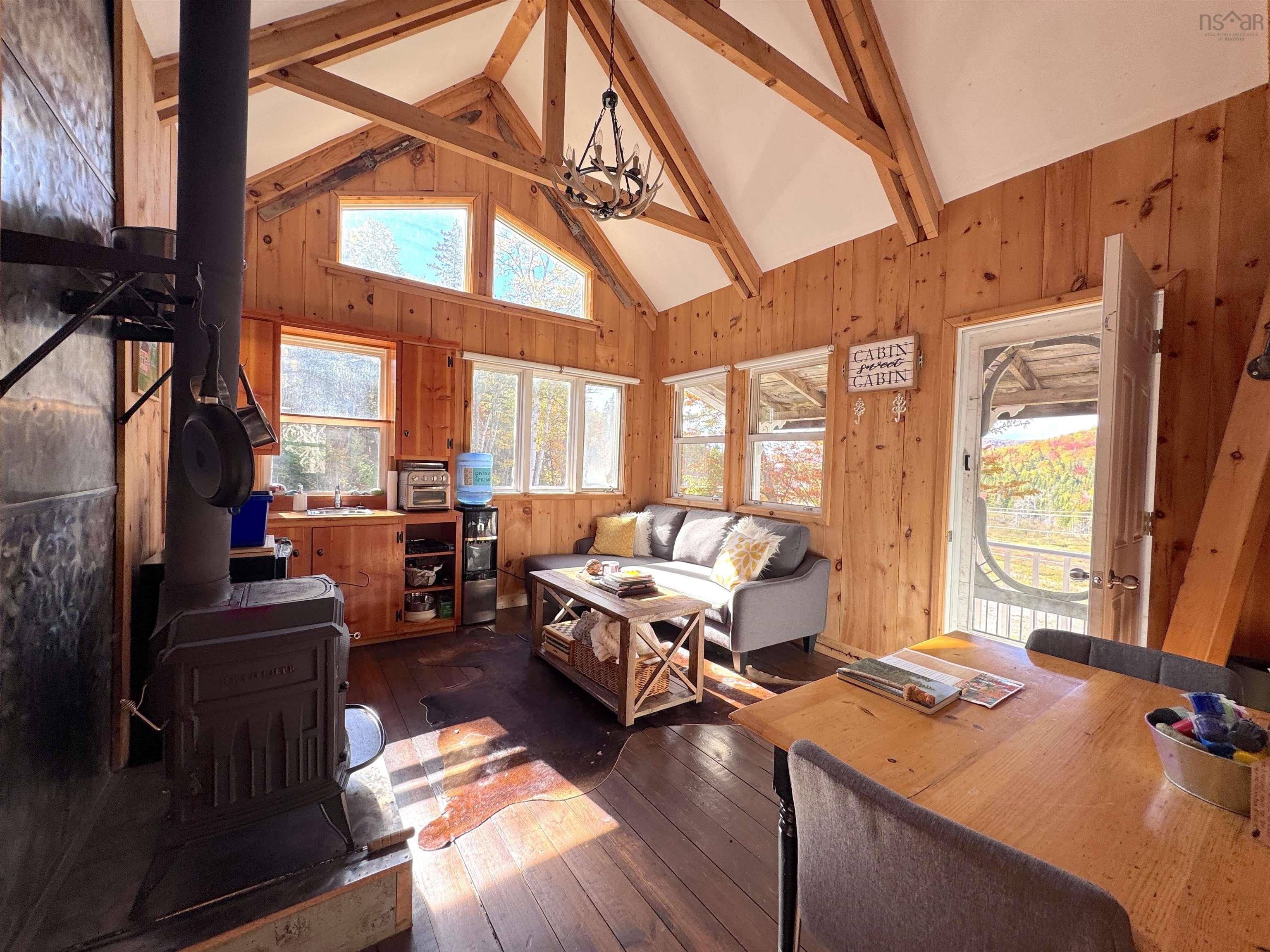 $324,900.00: 47403 Cabot Trail, Tarbotvale