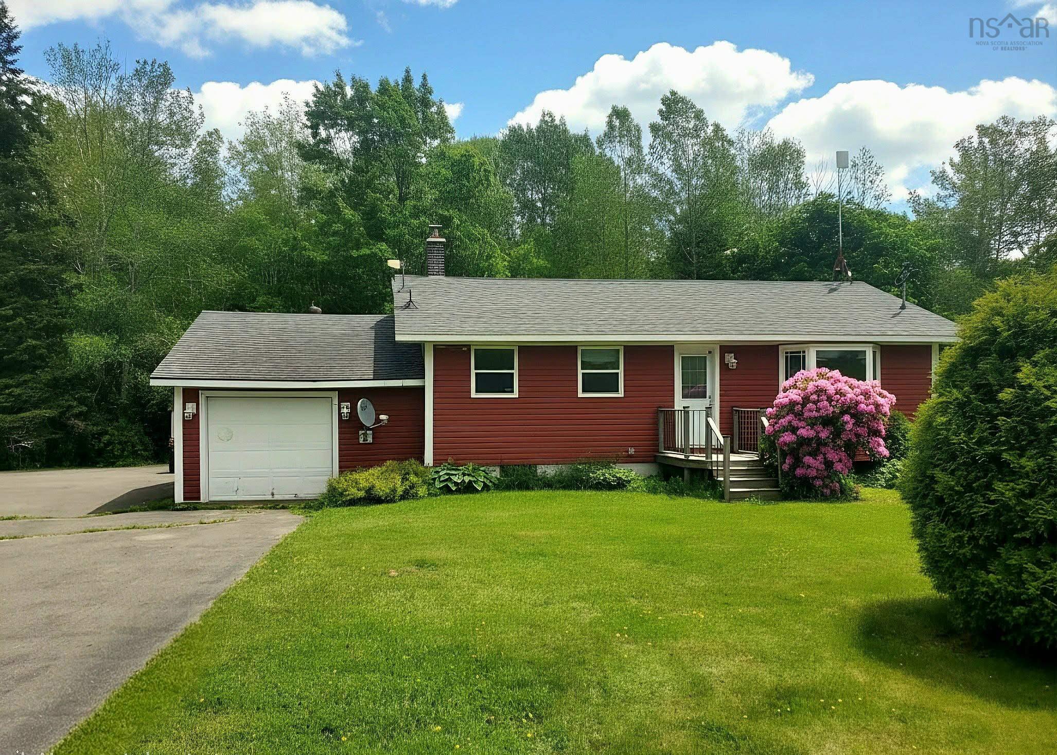 $369,900.00: 8500 Sherbrooke Road, Mcphersons Mills