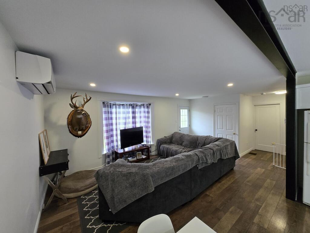 $399,900.00: 8500 Sherbrooke Road, Mcphersons Mills