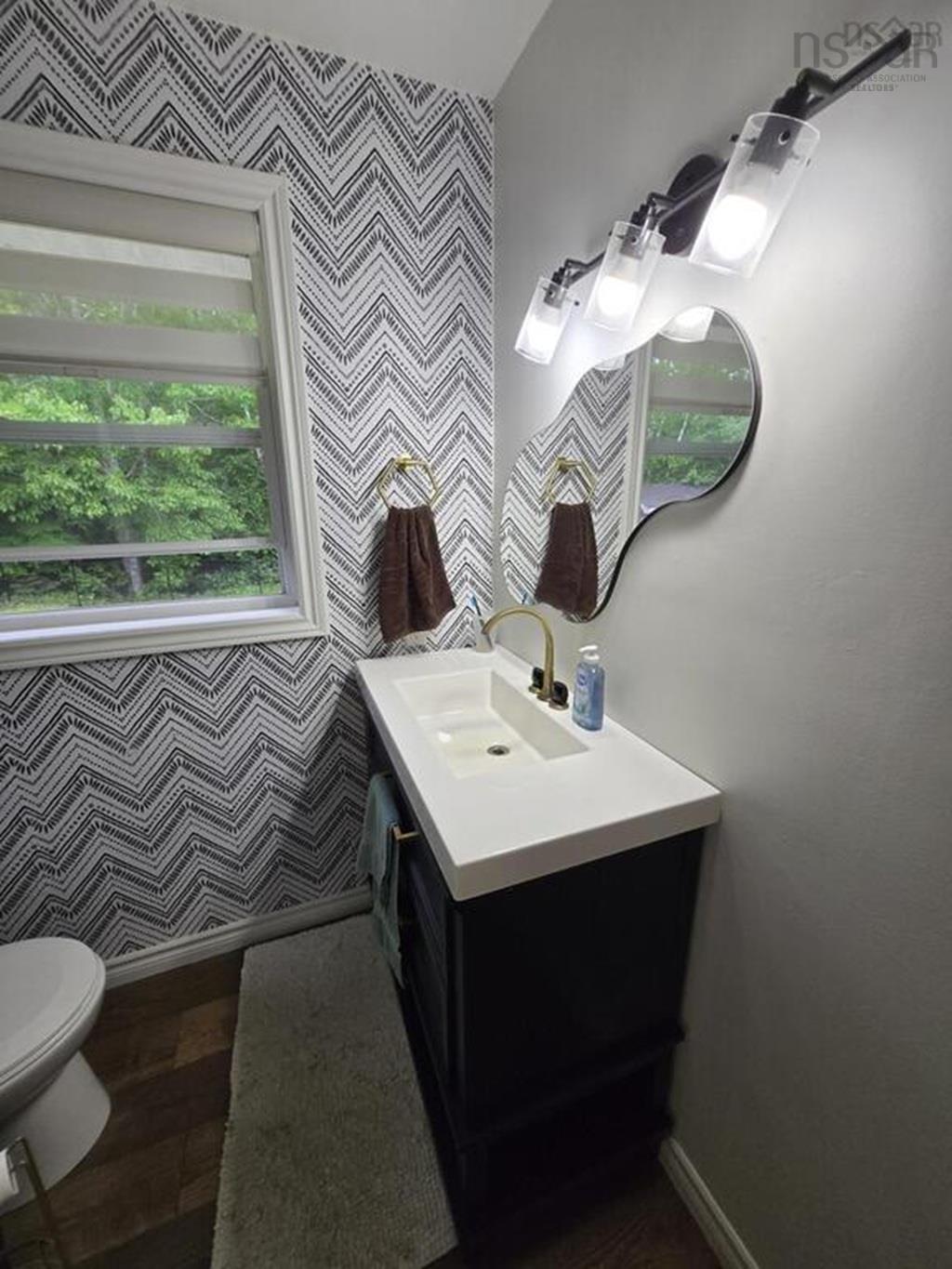 $399,900.00: 8500 Sherbrooke Road, Mcphersons Mills