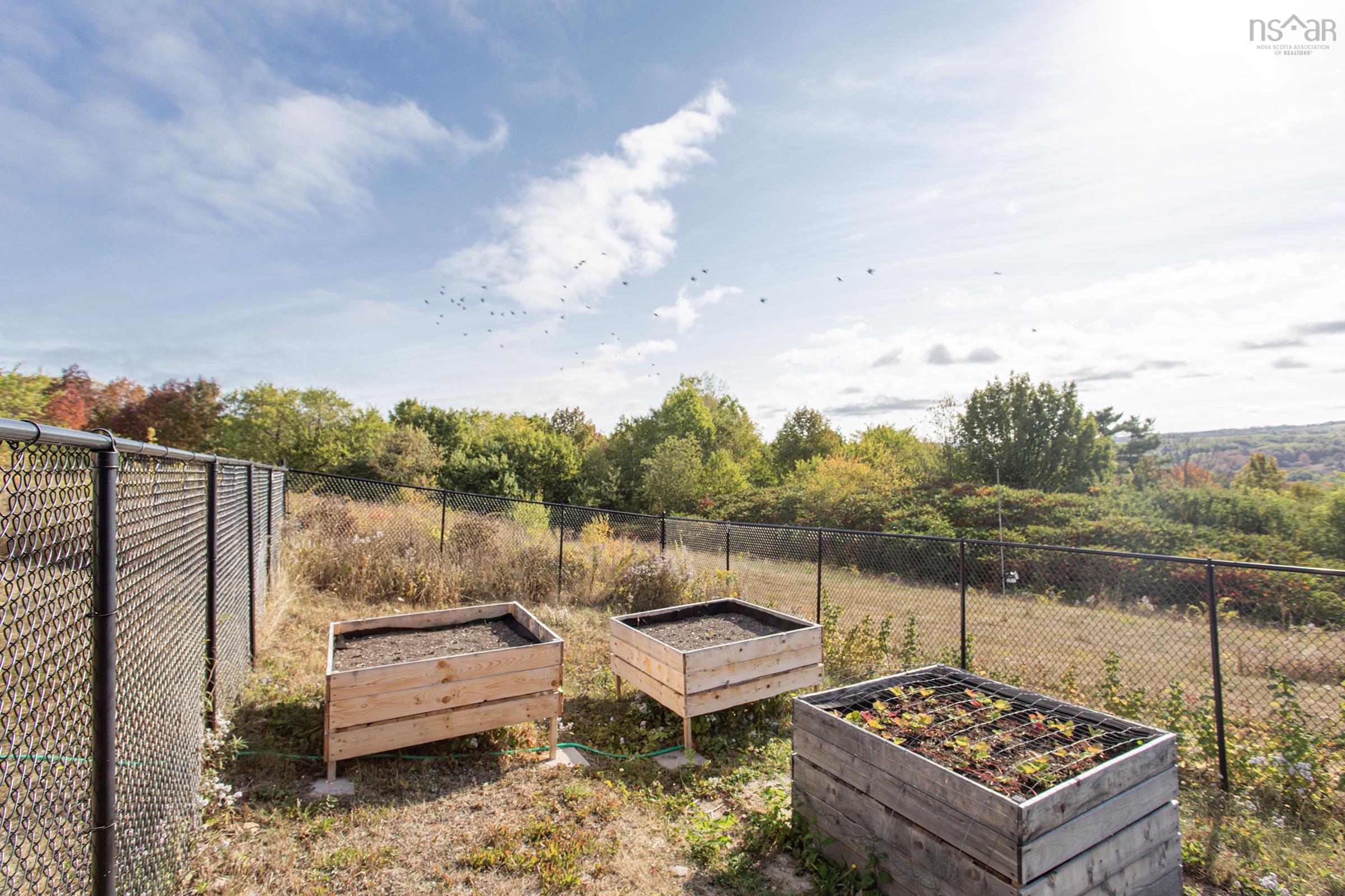 $639,000.00: 36 Beech Hill Road, North Alton