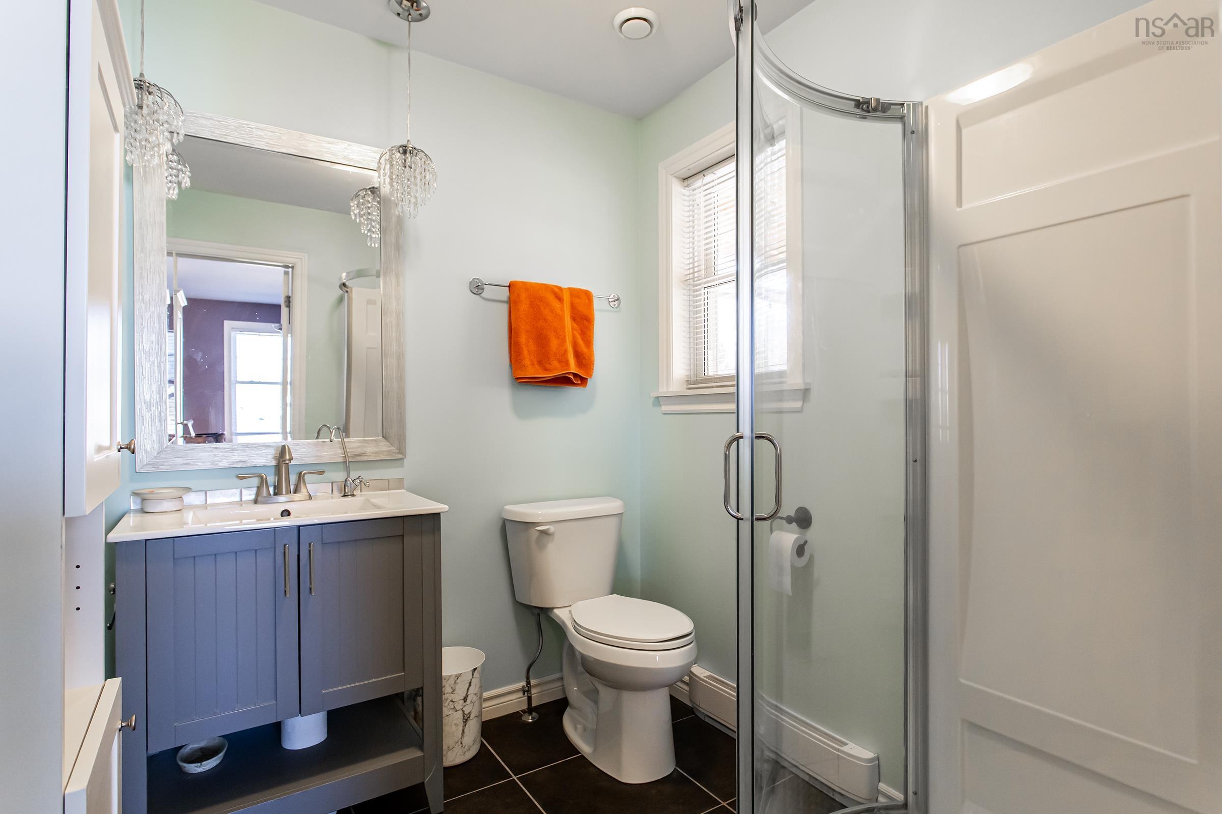 $639,000.00: 36 Beech Hill Road, North Alton