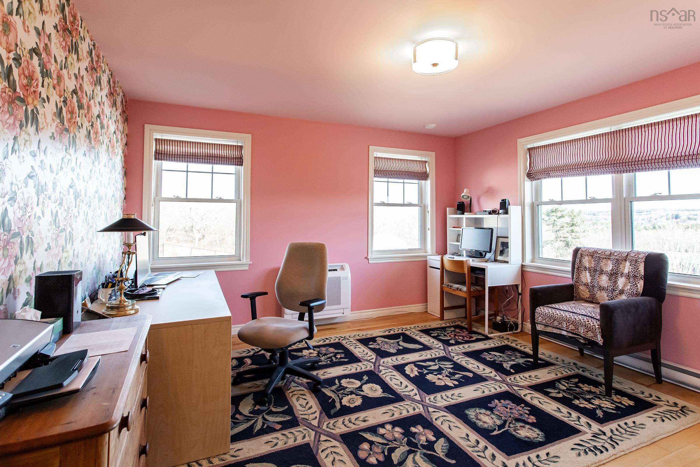 $639,000.00: 36 Beech Hill Road, North Alton