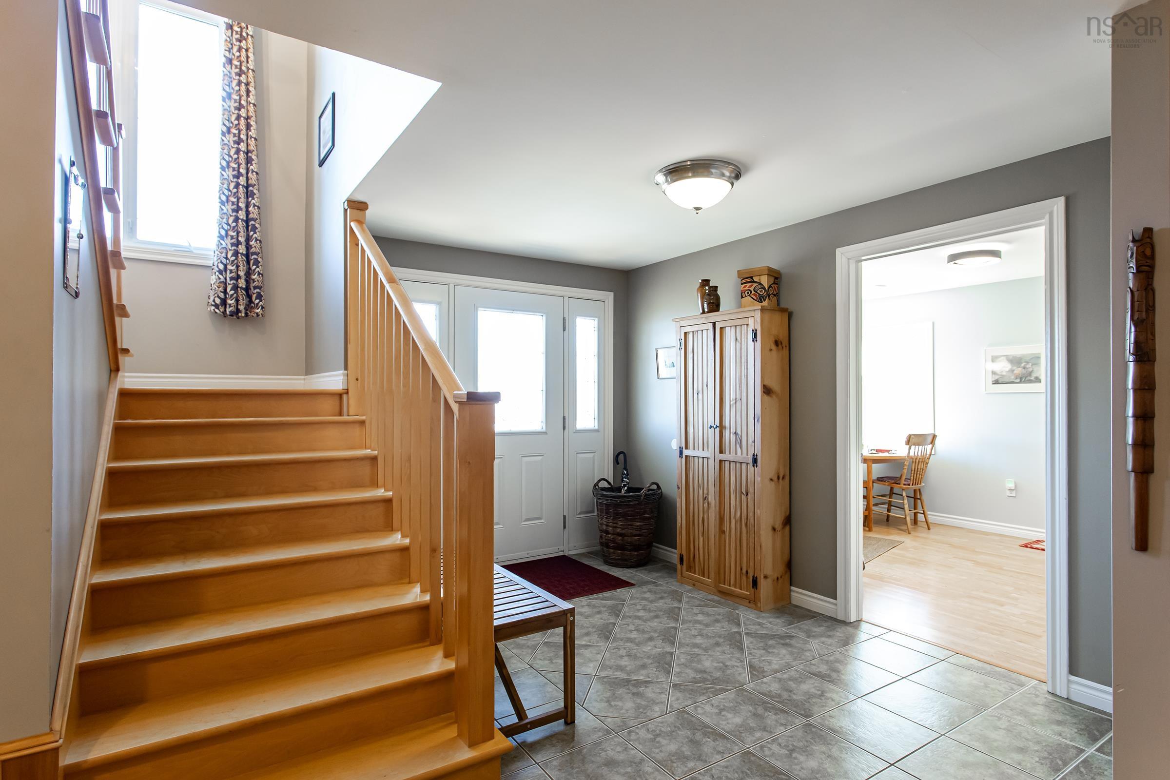 $639,000.00: 36 Beech Hill Road, North Alton