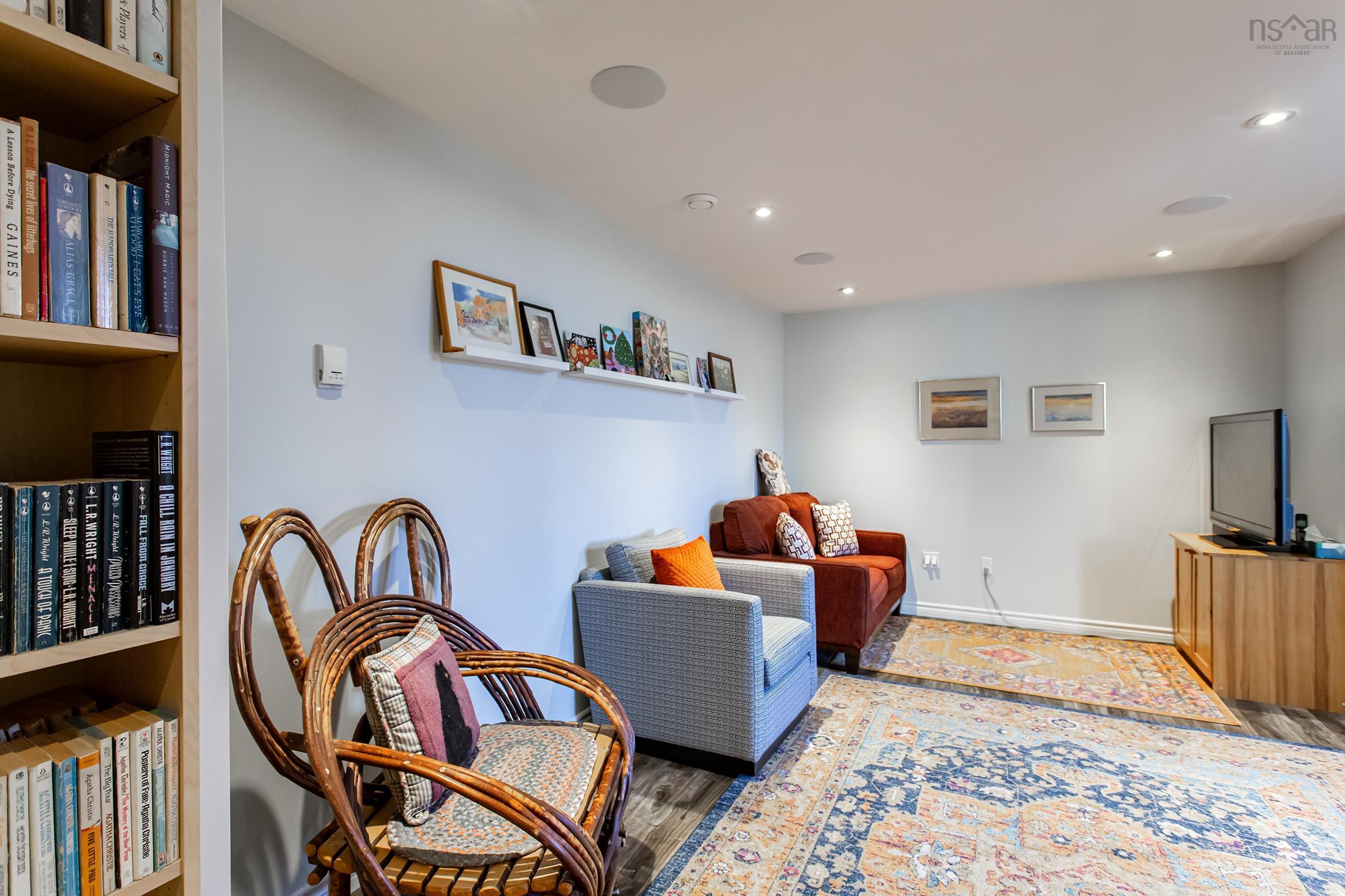 $639,000.00: 36 Beech Hill Road, North Alton