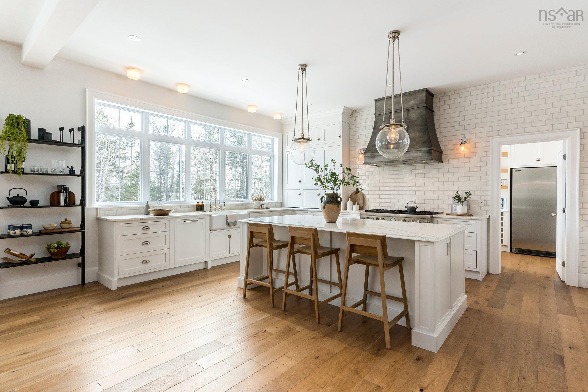 $2,840,000.00: 1006 McCabe Lake Drive, Middle Sackville