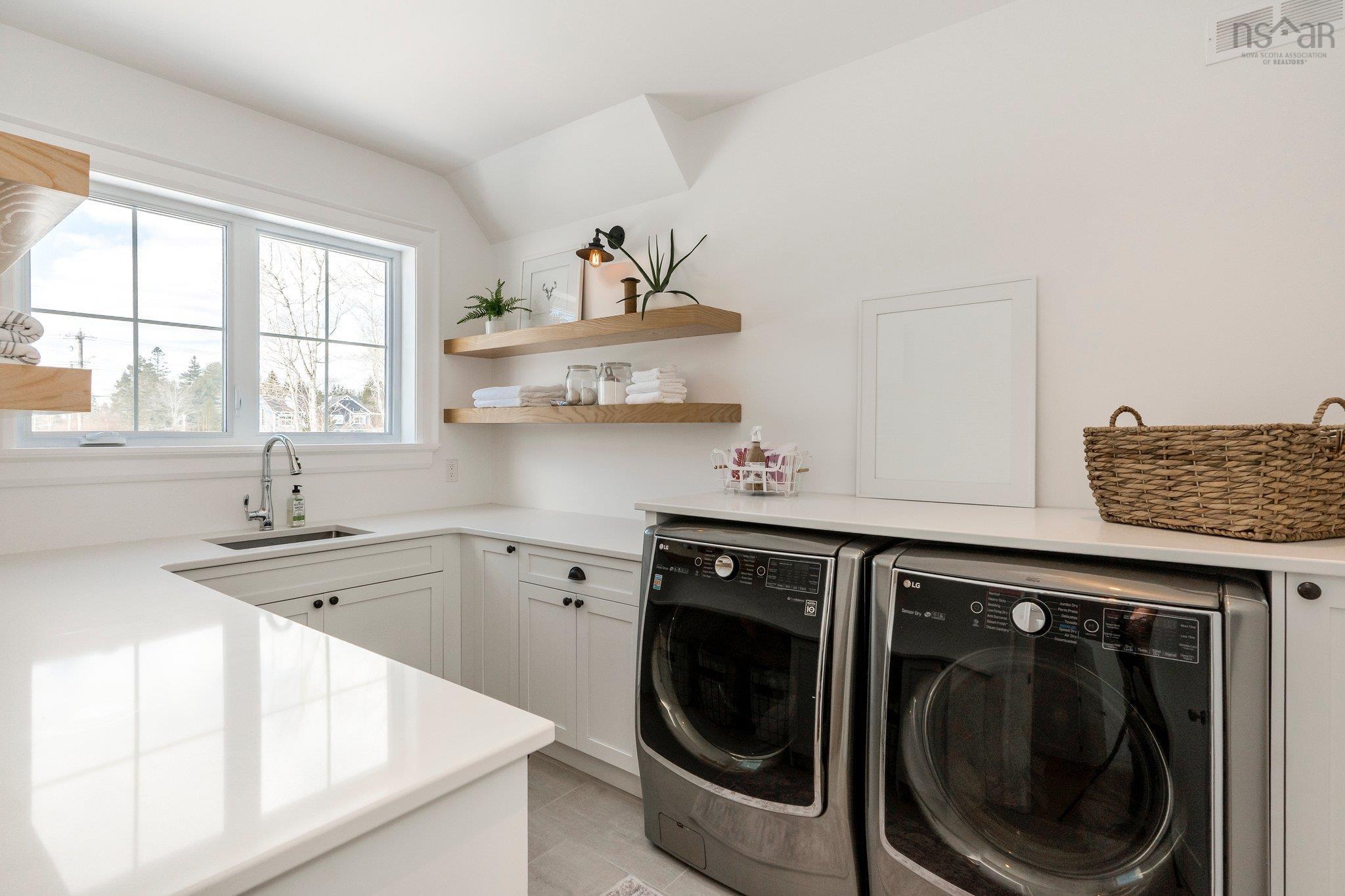 $2,840,000.00: 1006 McCabe Lake Drive, Middle Sackville