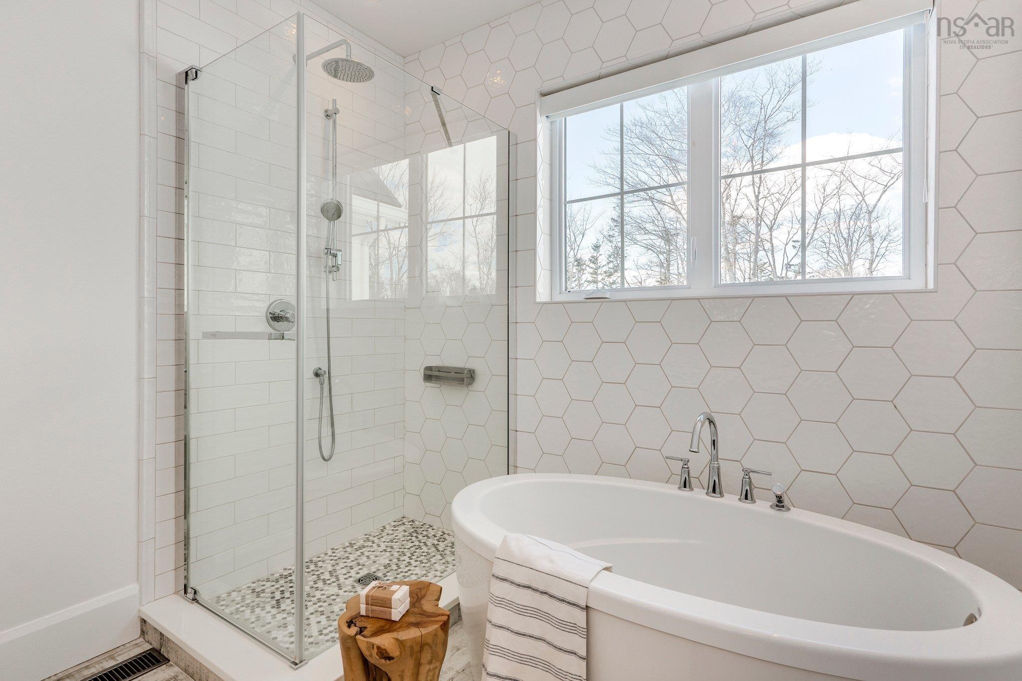 $2,840,000.00: 1006 McCabe Lake Drive, Middle Sackville