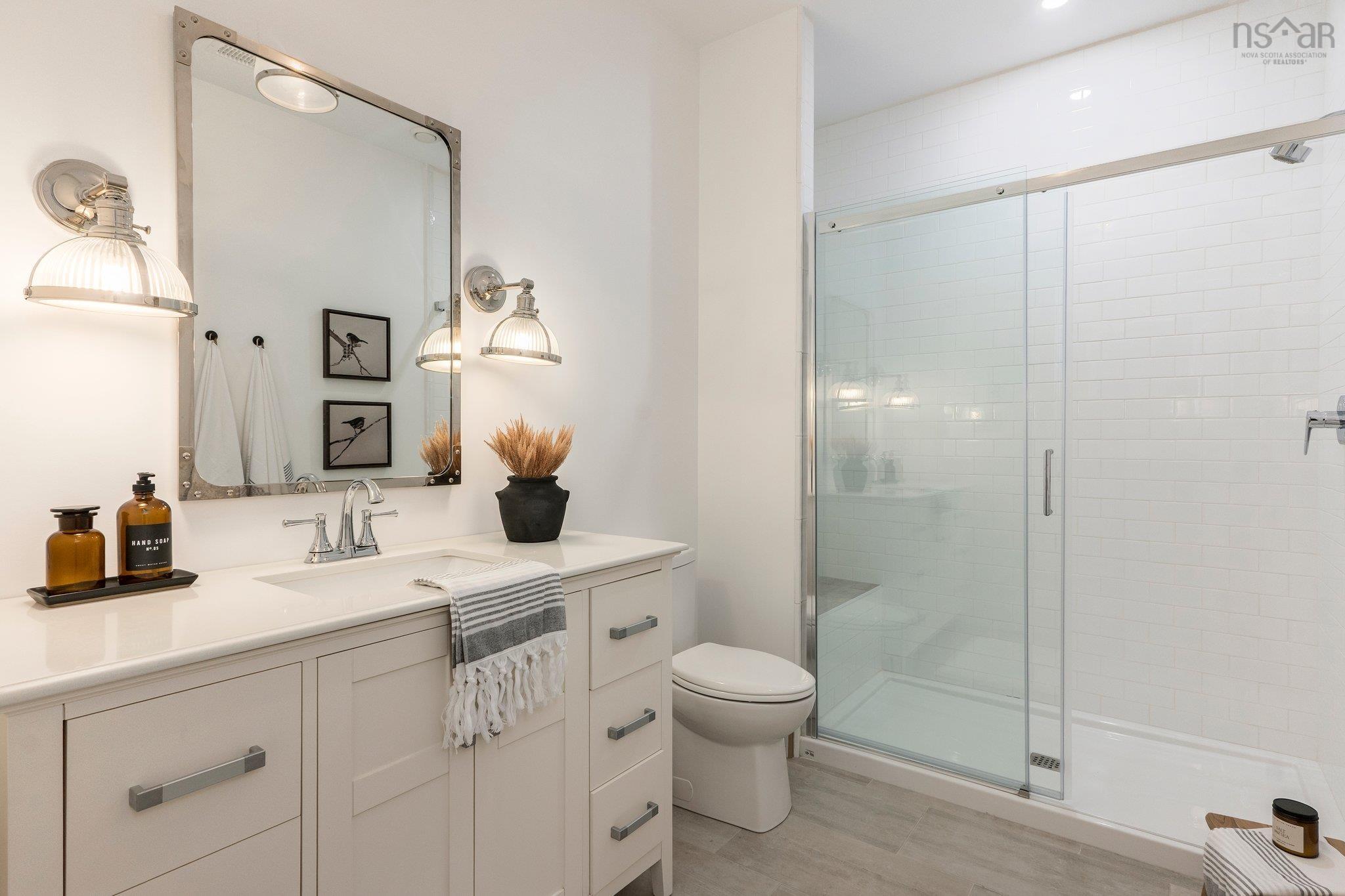 $2,840,000.00: 1006 McCabe Lake Drive, Middle Sackville