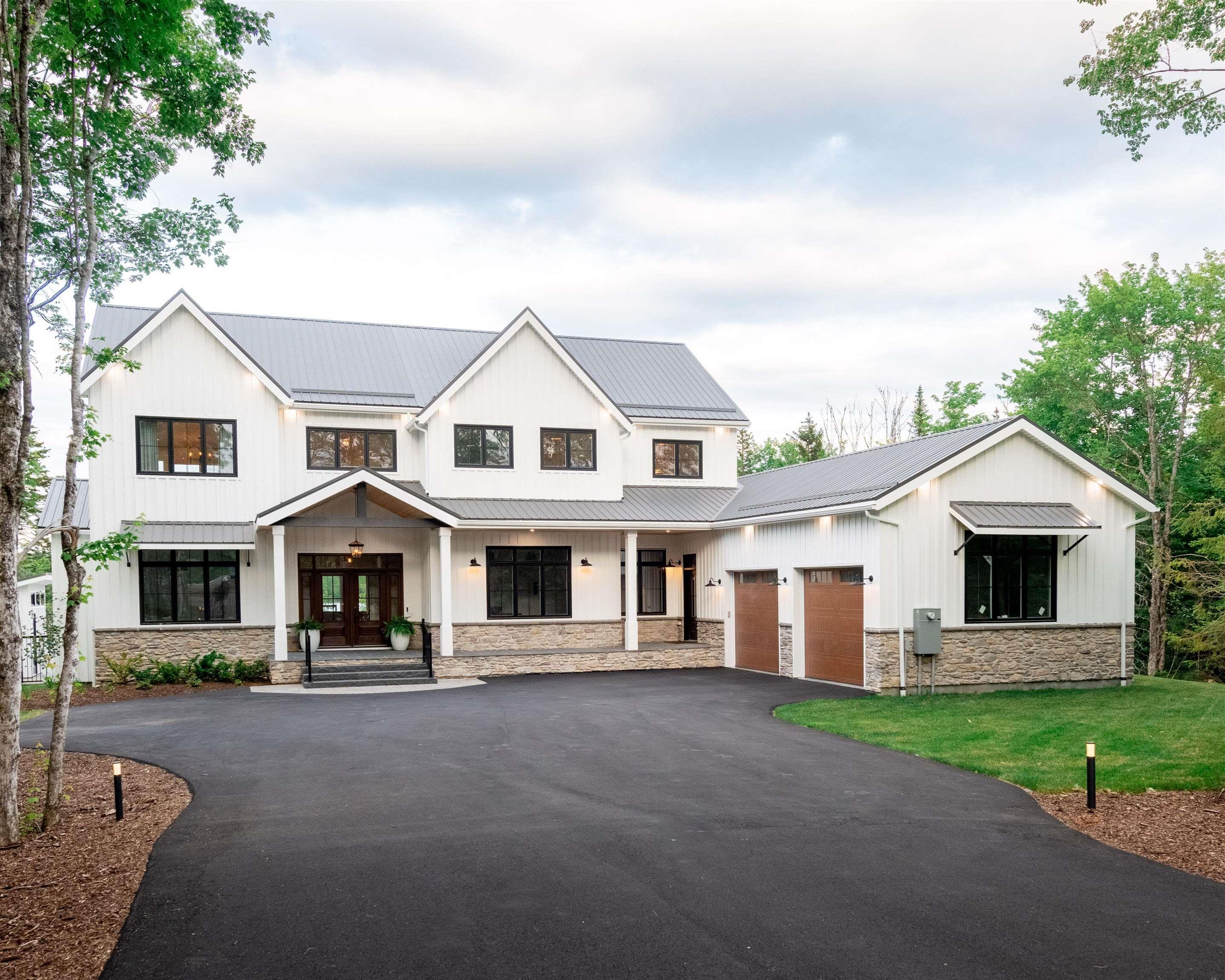 $2,840,000.00: 1006 McCabe Lake Drive, Middle Sackville