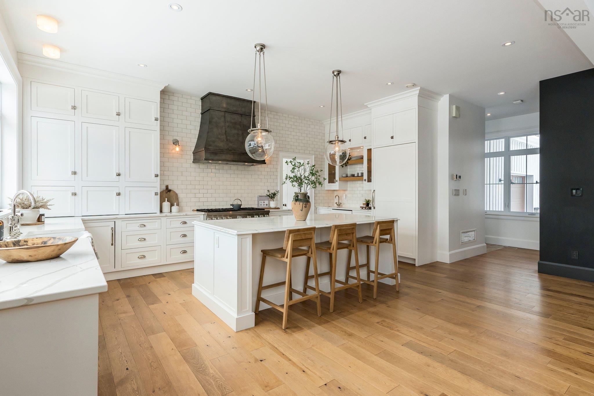 $2,840,000.00: 1006 McCabe Lake Drive, Middle Sackville