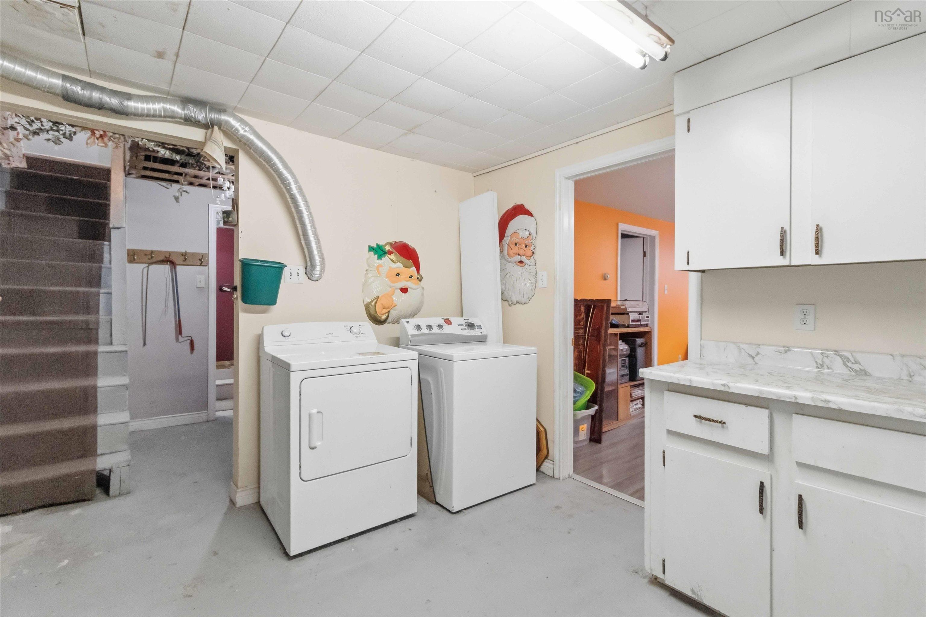 $375,000.00: 16 Balsam Circle, Lower Sackville