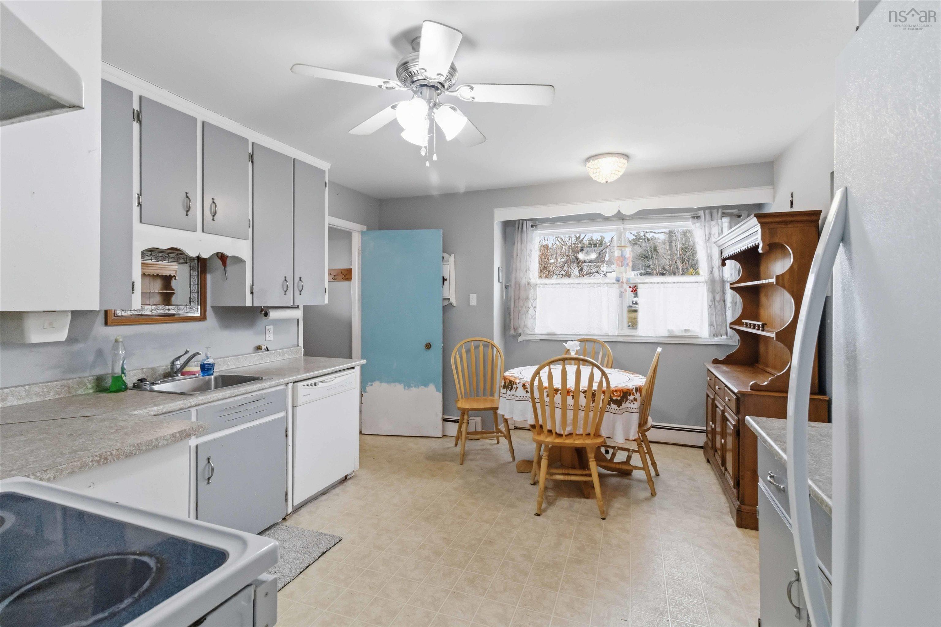 $375,000.00: 16 Balsam Circle, Lower Sackville