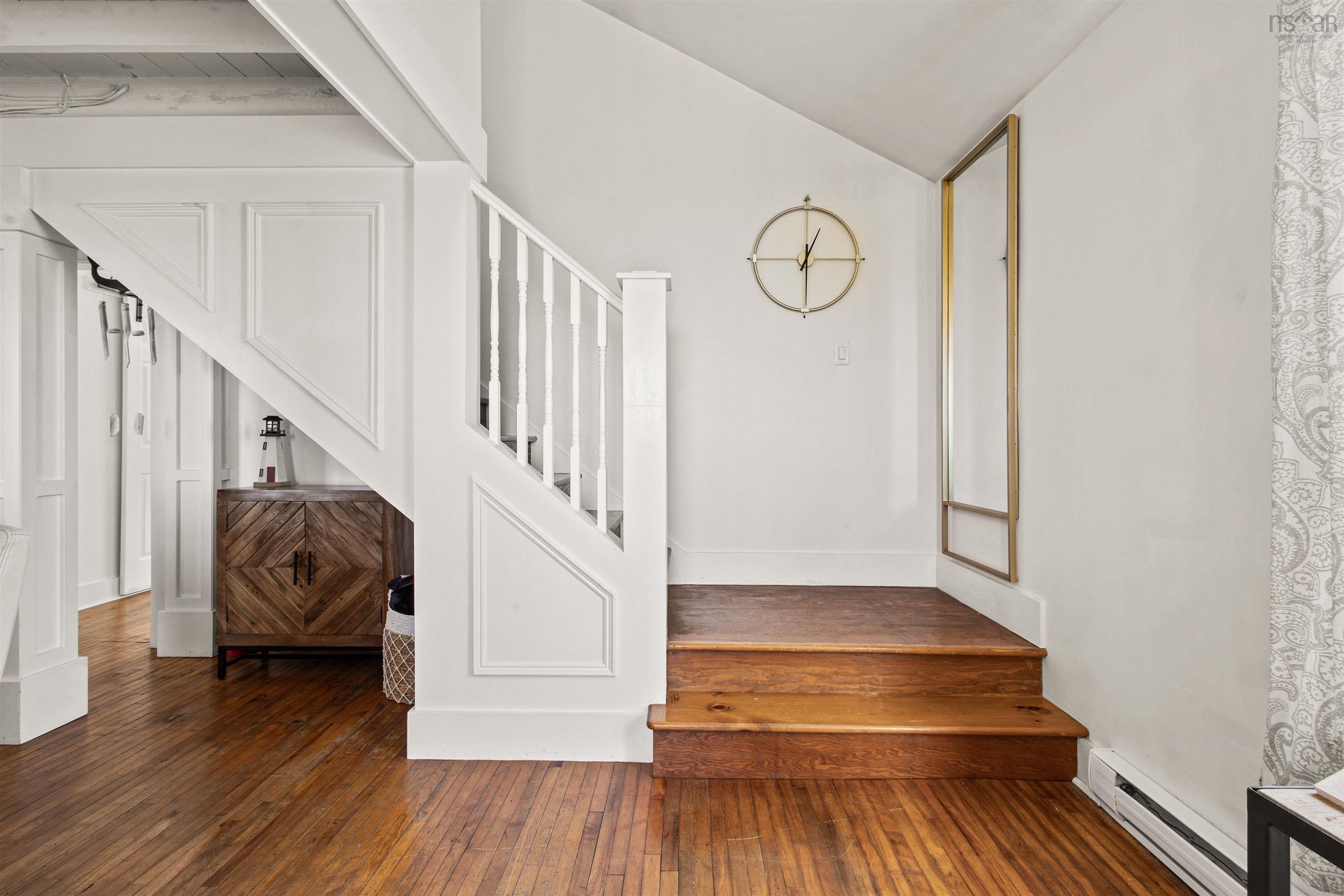 $434,900.00: 6357 Highway 215, Cheverie