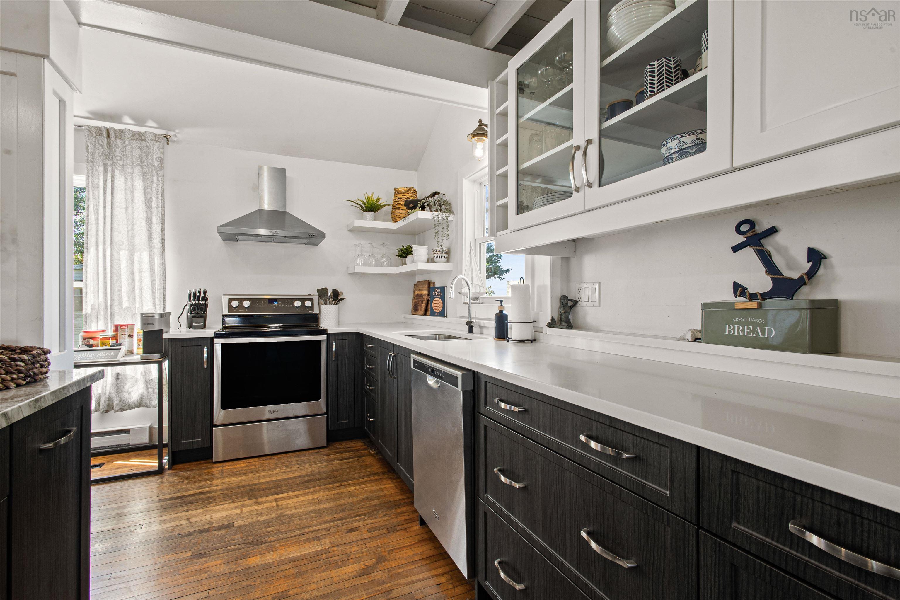 $434,900.00: 6357 Highway 215, Cheverie