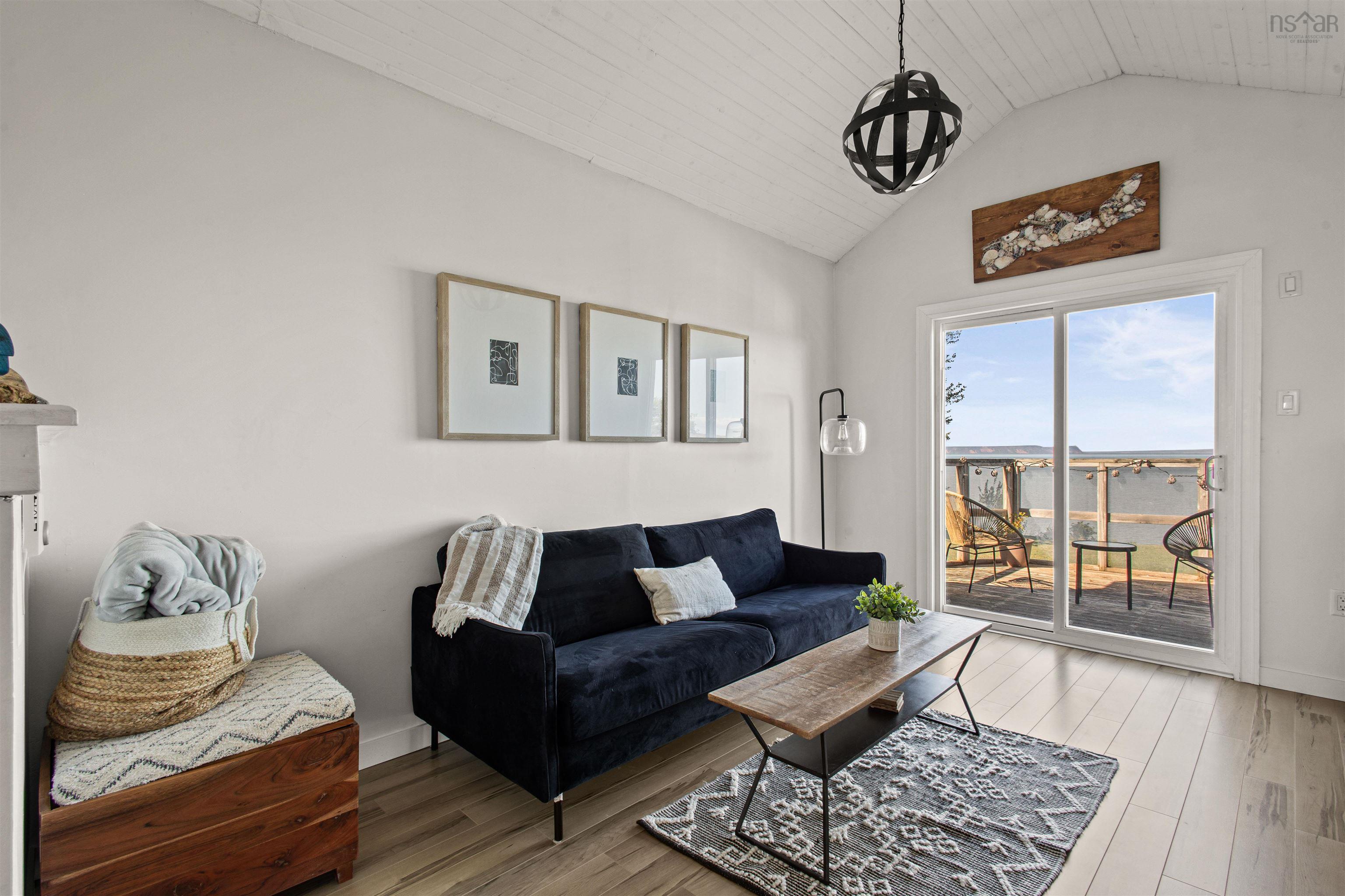 $434,900.00: 6357 Highway 215, Cheverie