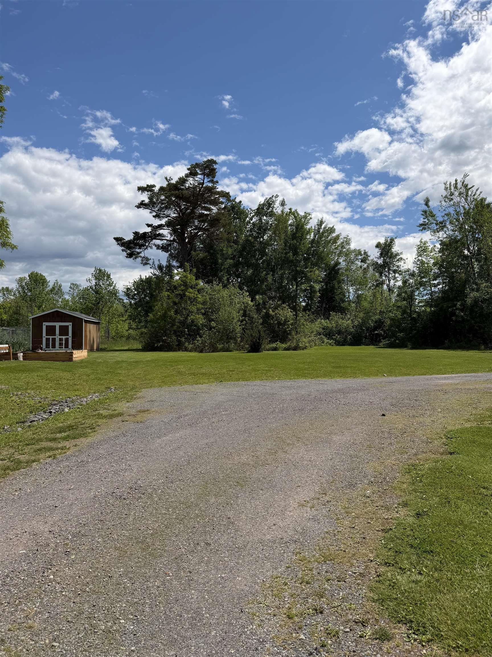 $374,990.00: 1469 Loch Broom Loop, Loch Broom