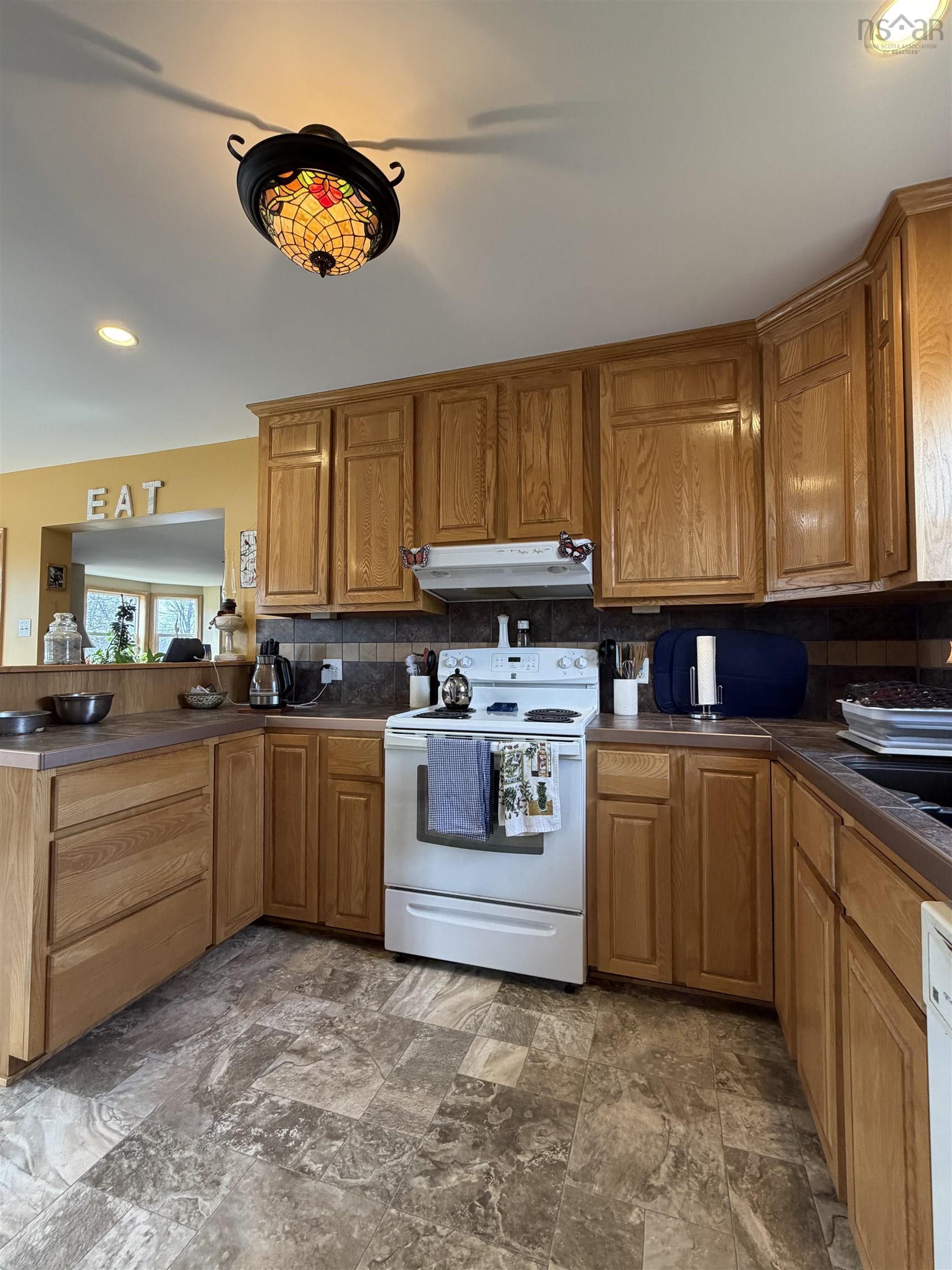 $384,990.00: 1469 Loch Broom Loop, Loch Broom