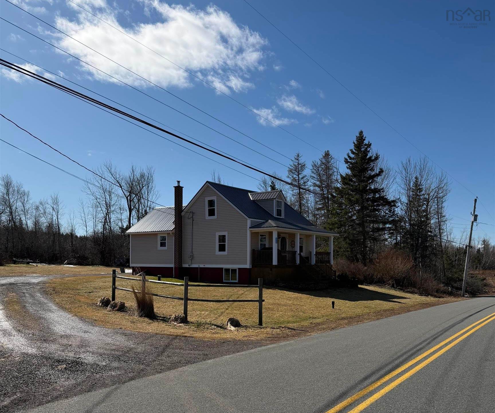 $384,990.00: 1469 Loch Broom Loop, Loch Broom