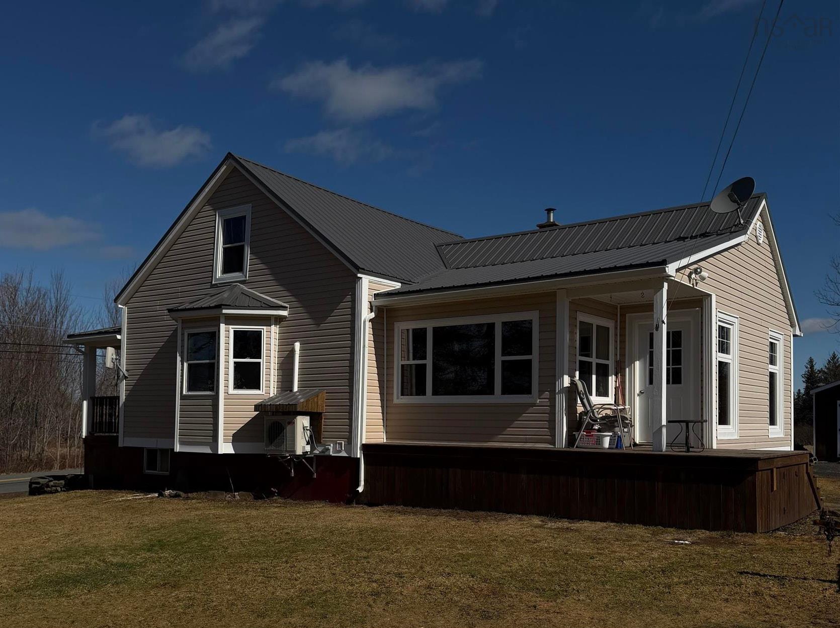 $384,990.00: 1469 Loch Broom Loop, Loch Broom