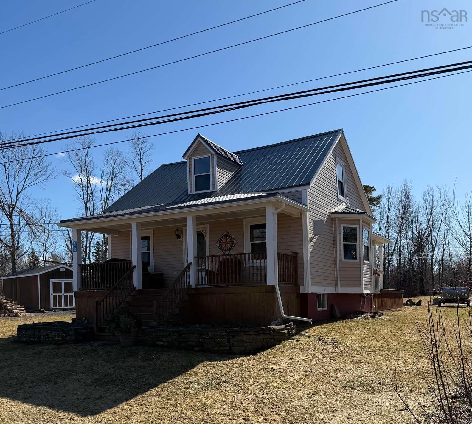 $384,990.00: 1469 Loch Broom Loop, Loch Broom