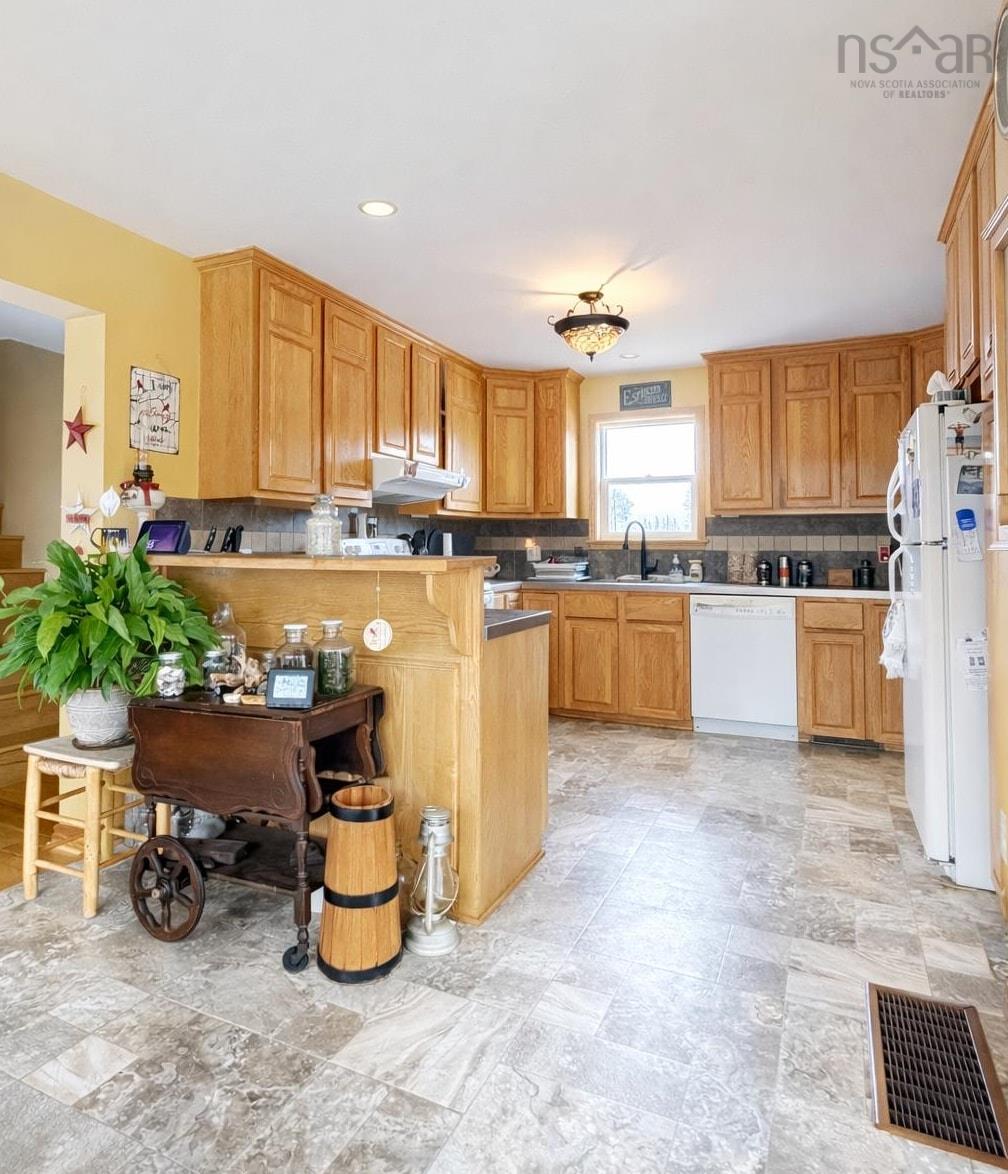 $384,990.00: 1469 Loch Broom Loop, Loch Broom