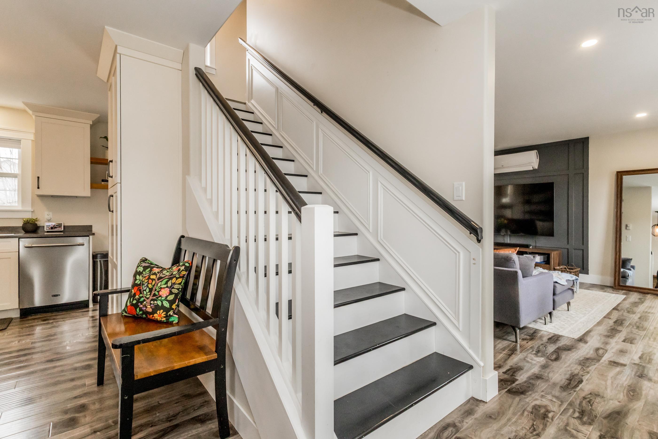 $529,900.00: 71 Acorn Lane, Kingston