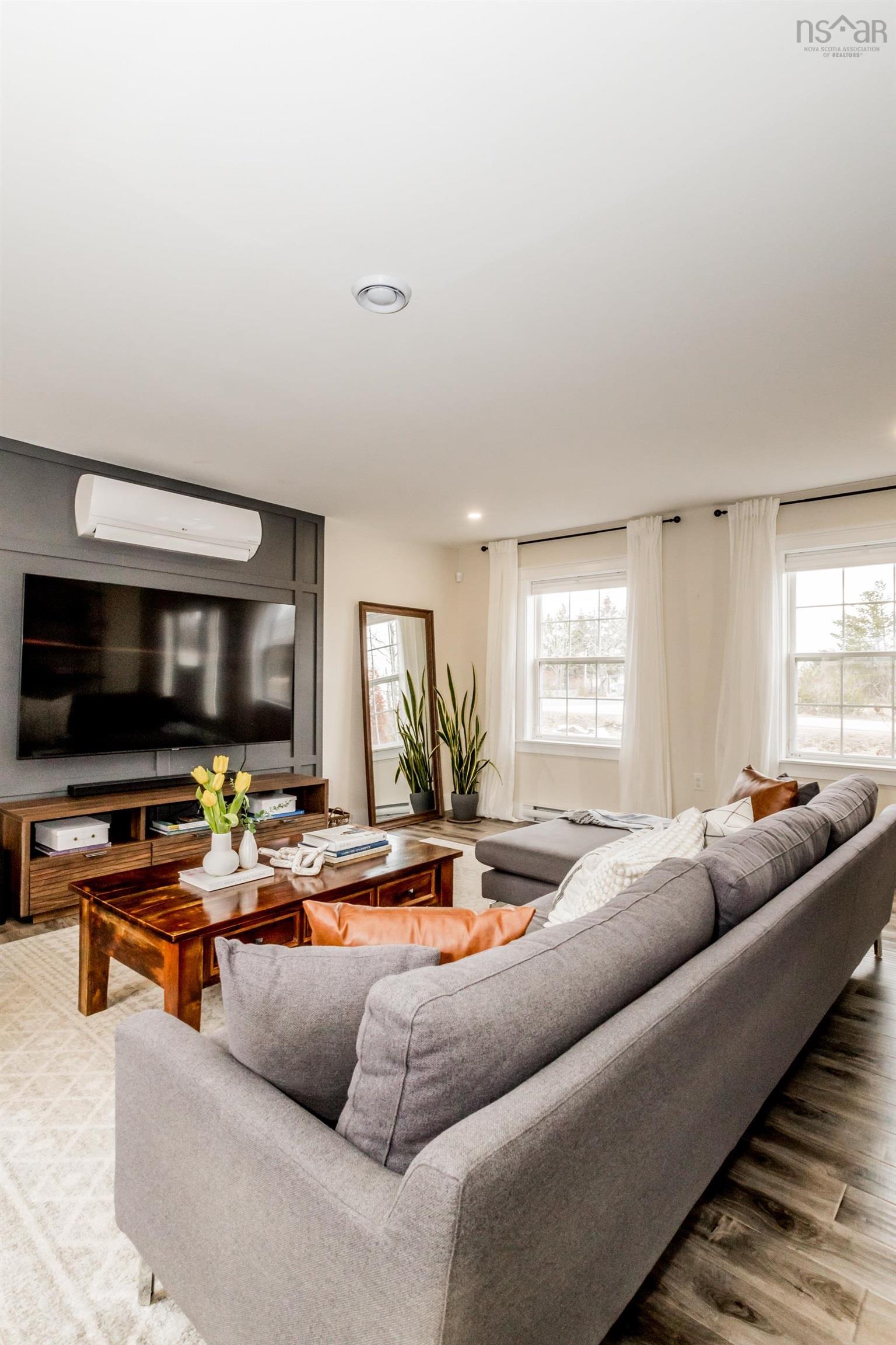 $529,900.00: 71 Acorn Lane, Kingston