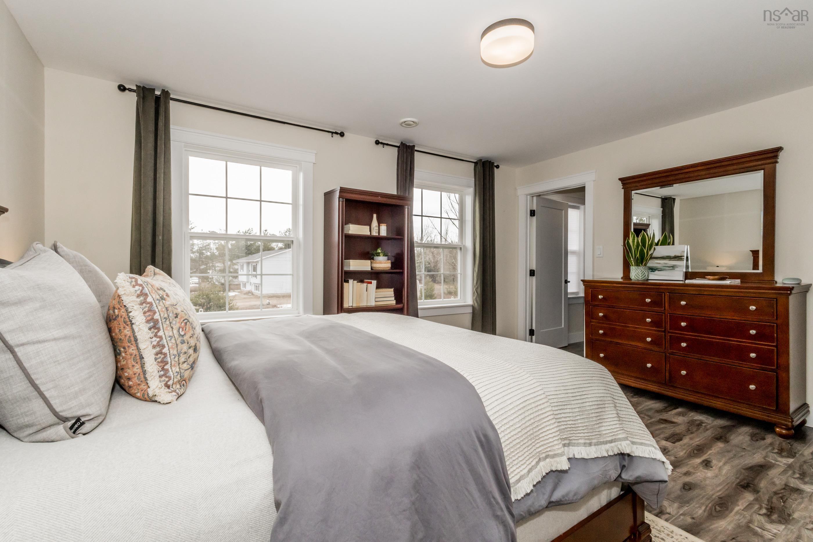 $529,900.00: 71 Acorn Lane, Kingston