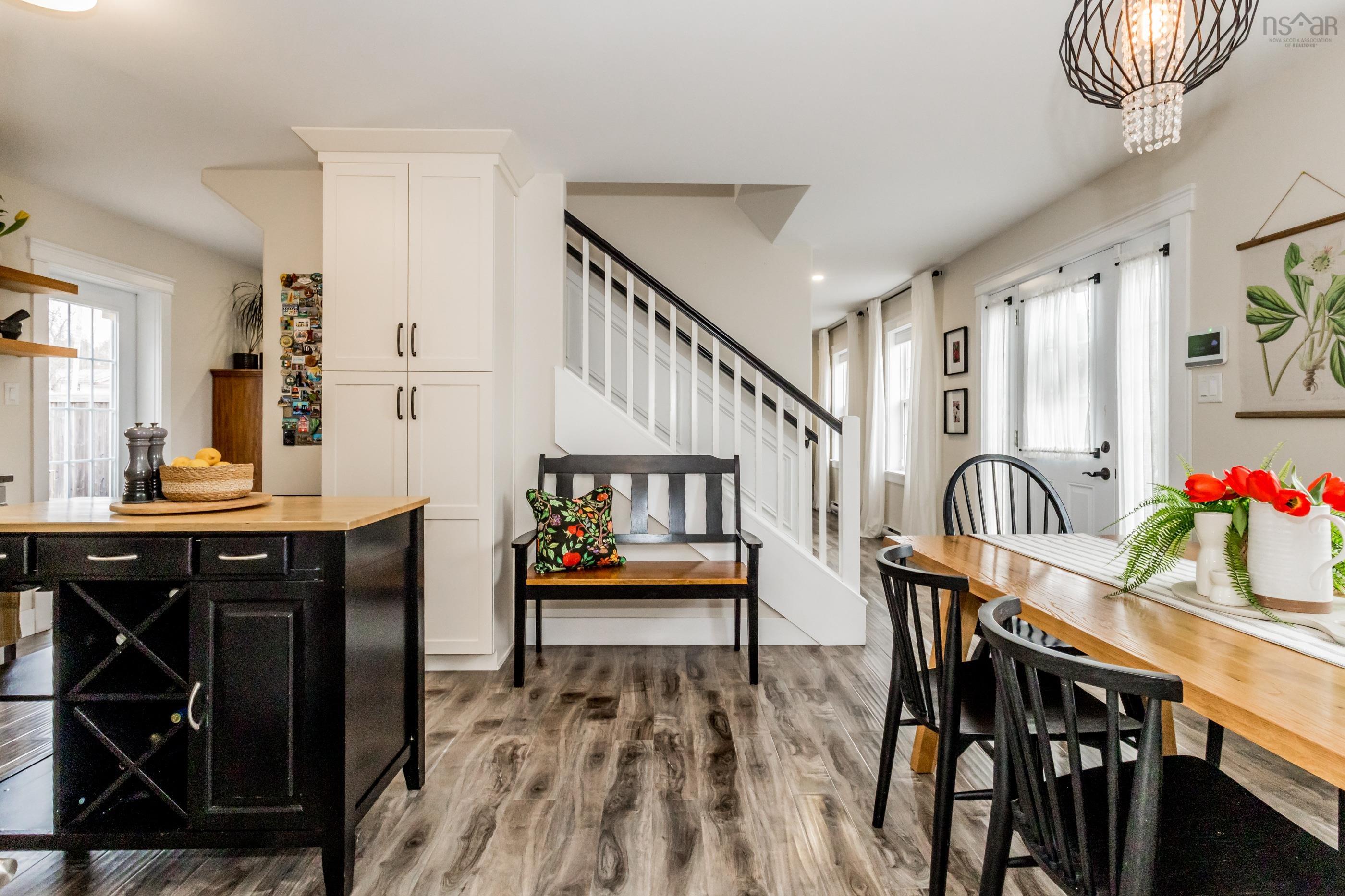 $529,900.00: 71 Acorn Lane, Kingston