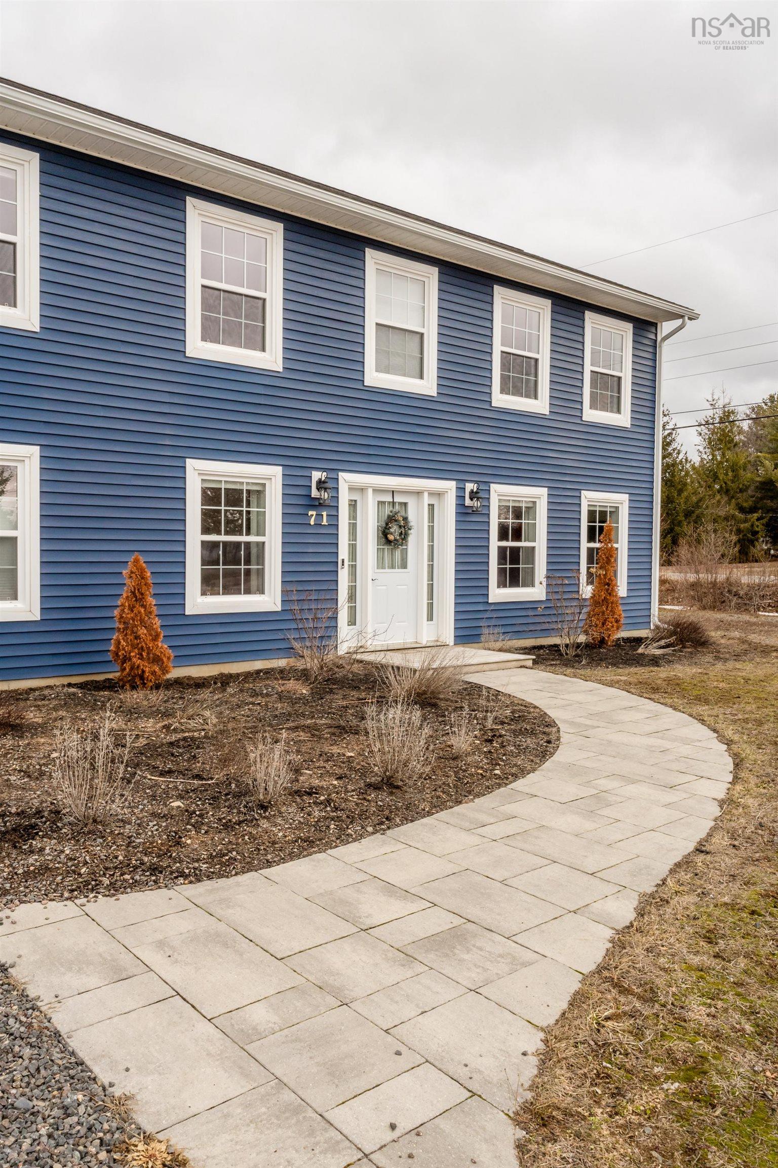 $529,900.00: 71 Acorn Lane, Kingston