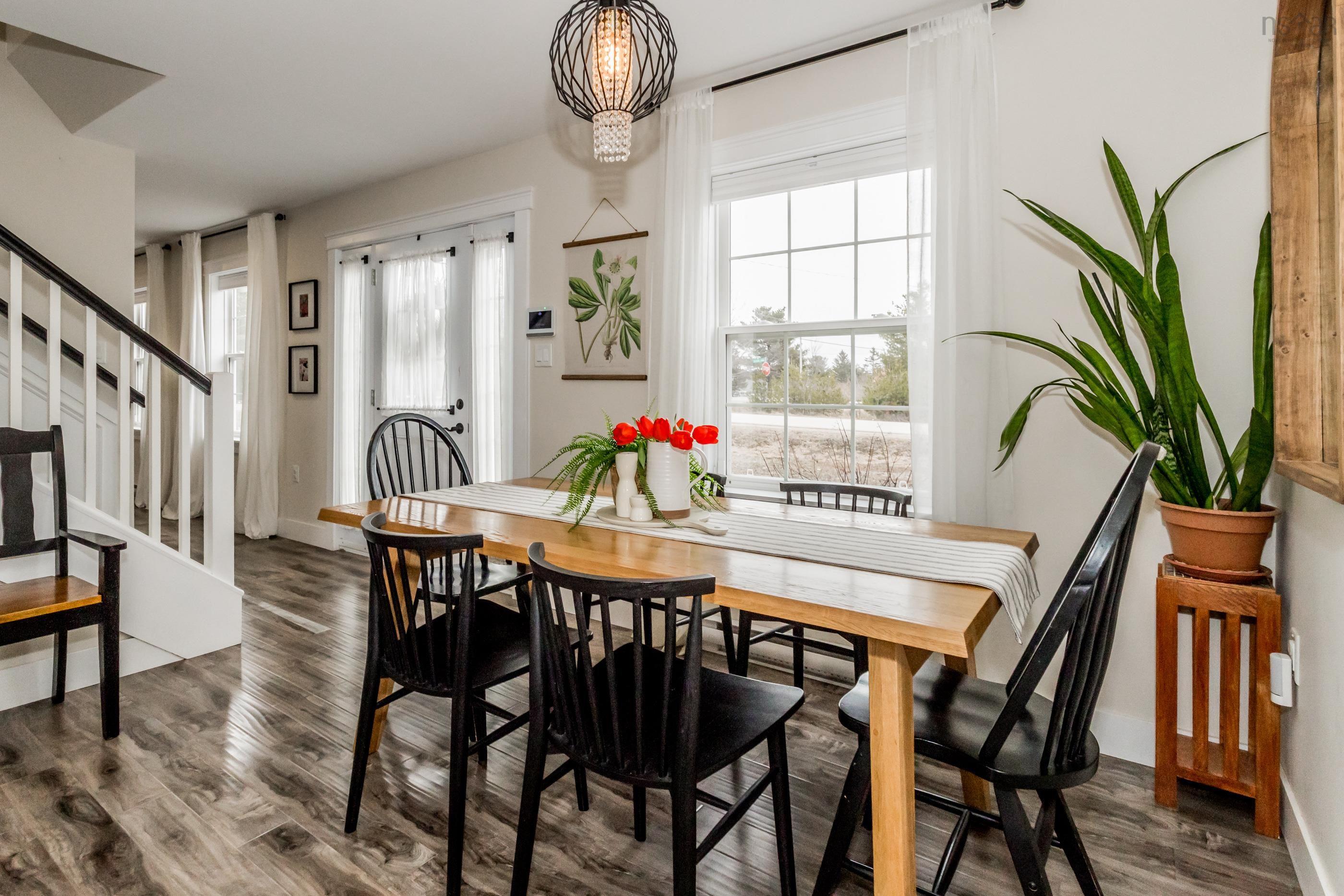 $529,900.00: 71 Acorn Lane, Kingston