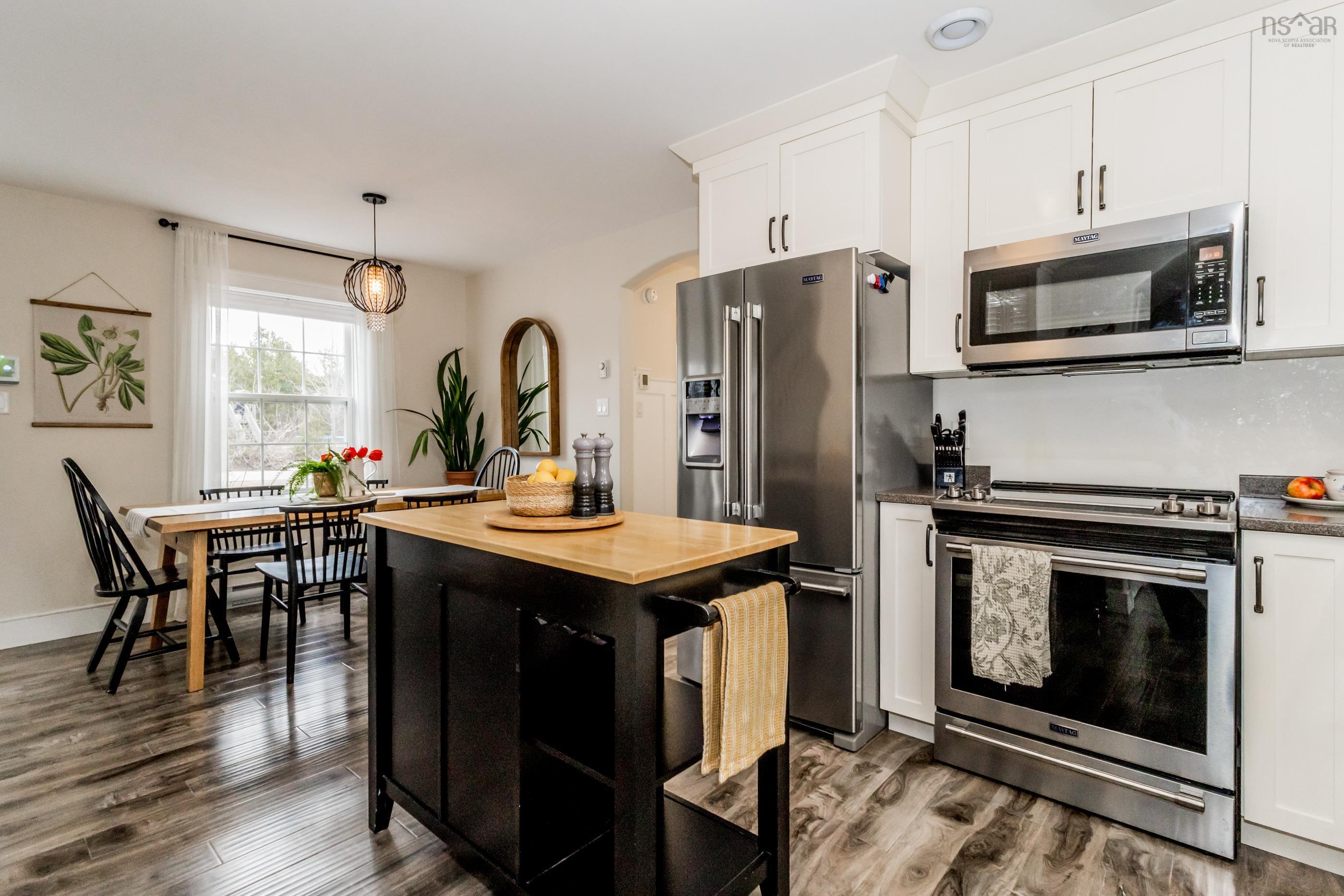 $529,900.00: 71 Acorn Lane, Kingston