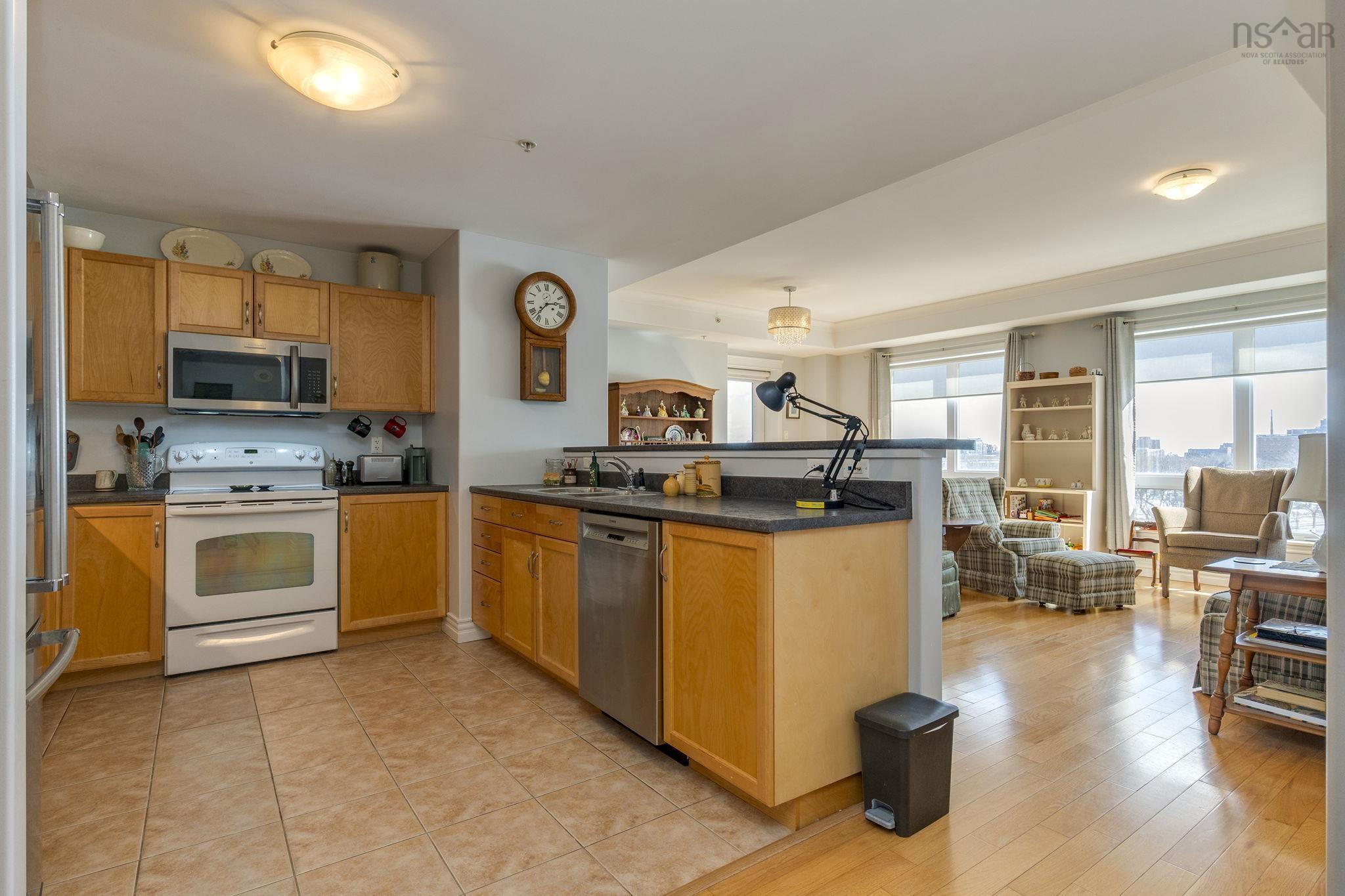 $744,900.00: 502 5839 Cunard Street, Halifax