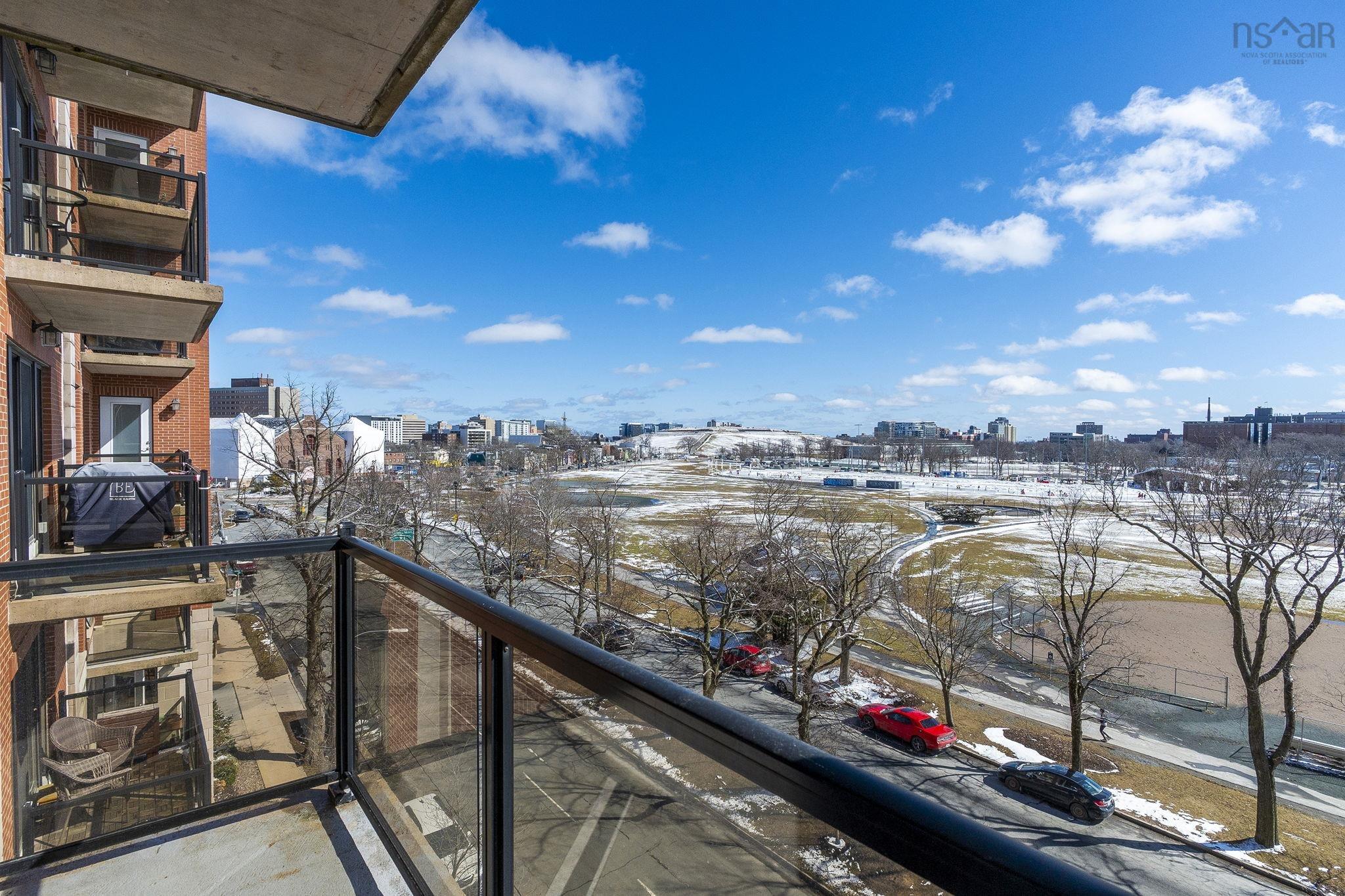 $744,900.00: 502 5839 Cunard Street, Halifax