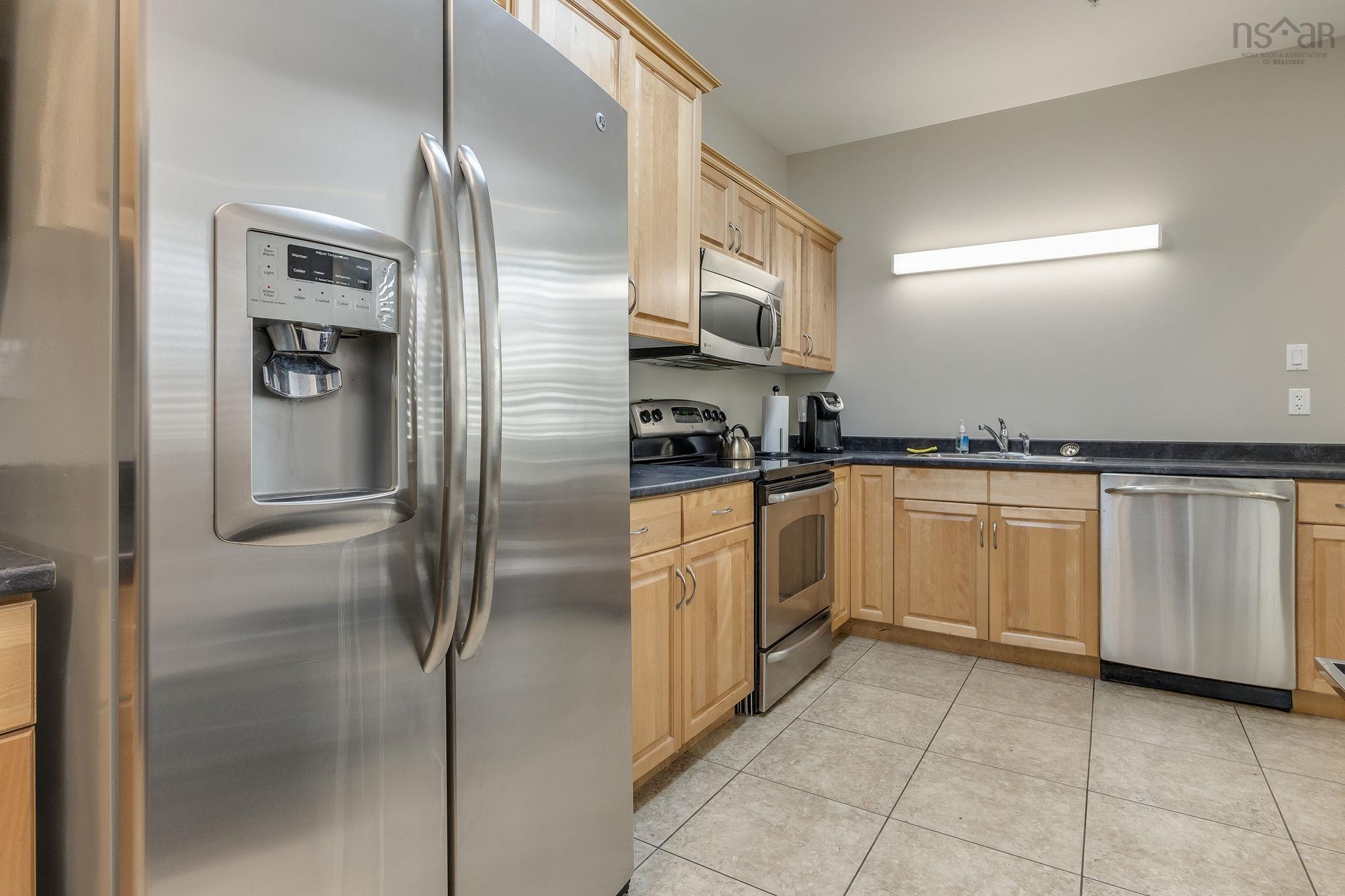 $744,900.00: 502 5839 Cunard Street, Halifax