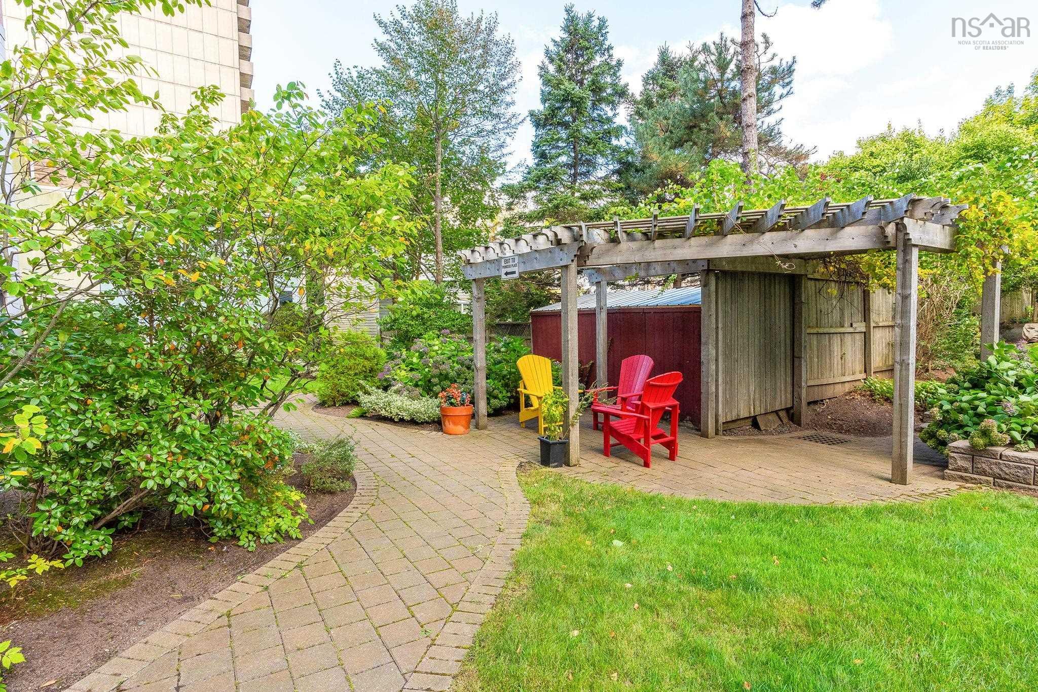 $744,900.00: 502 5839 Cunard Street, Halifax