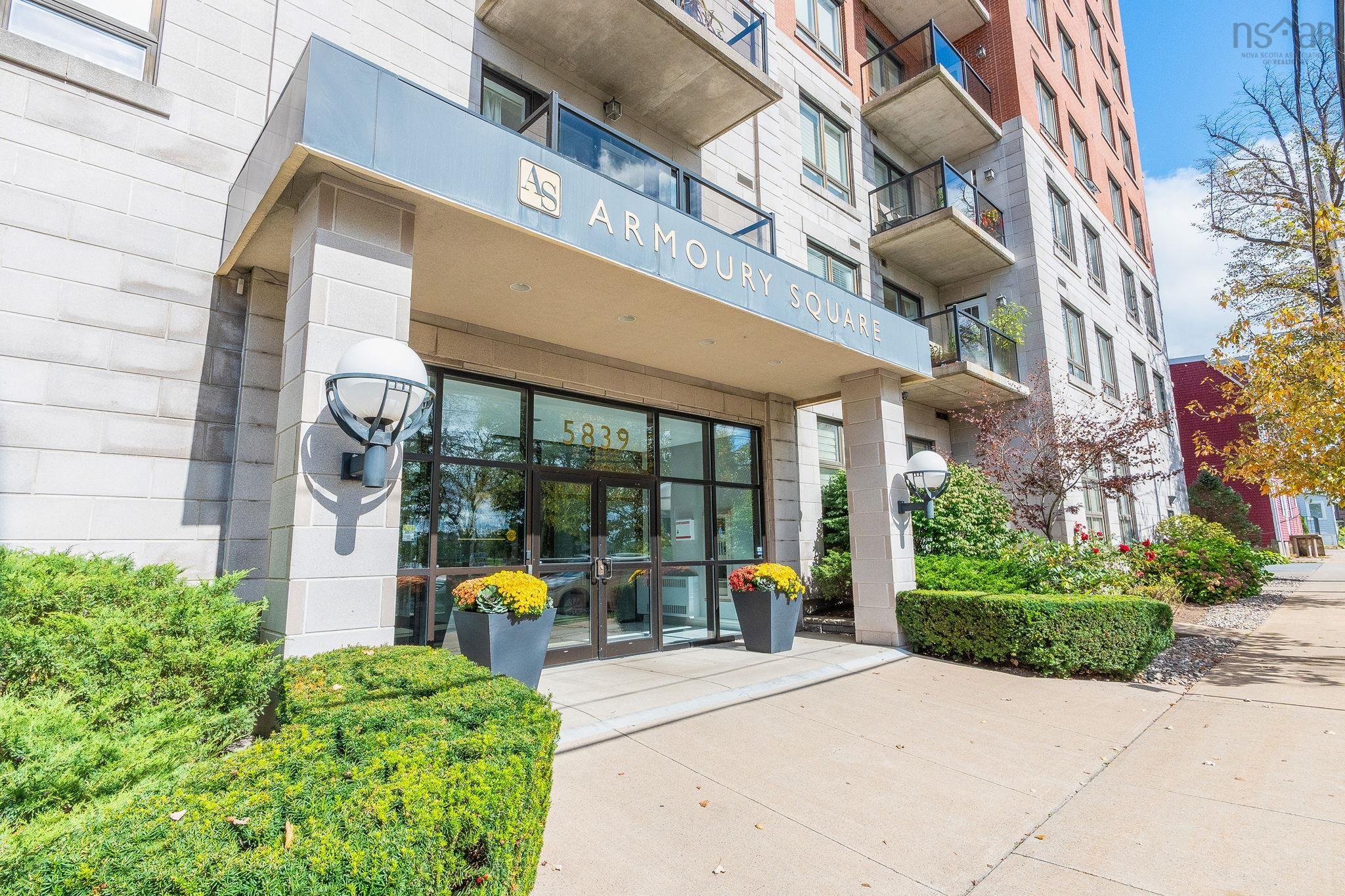 $744,900.00: 502 5839 Cunard Street, Halifax