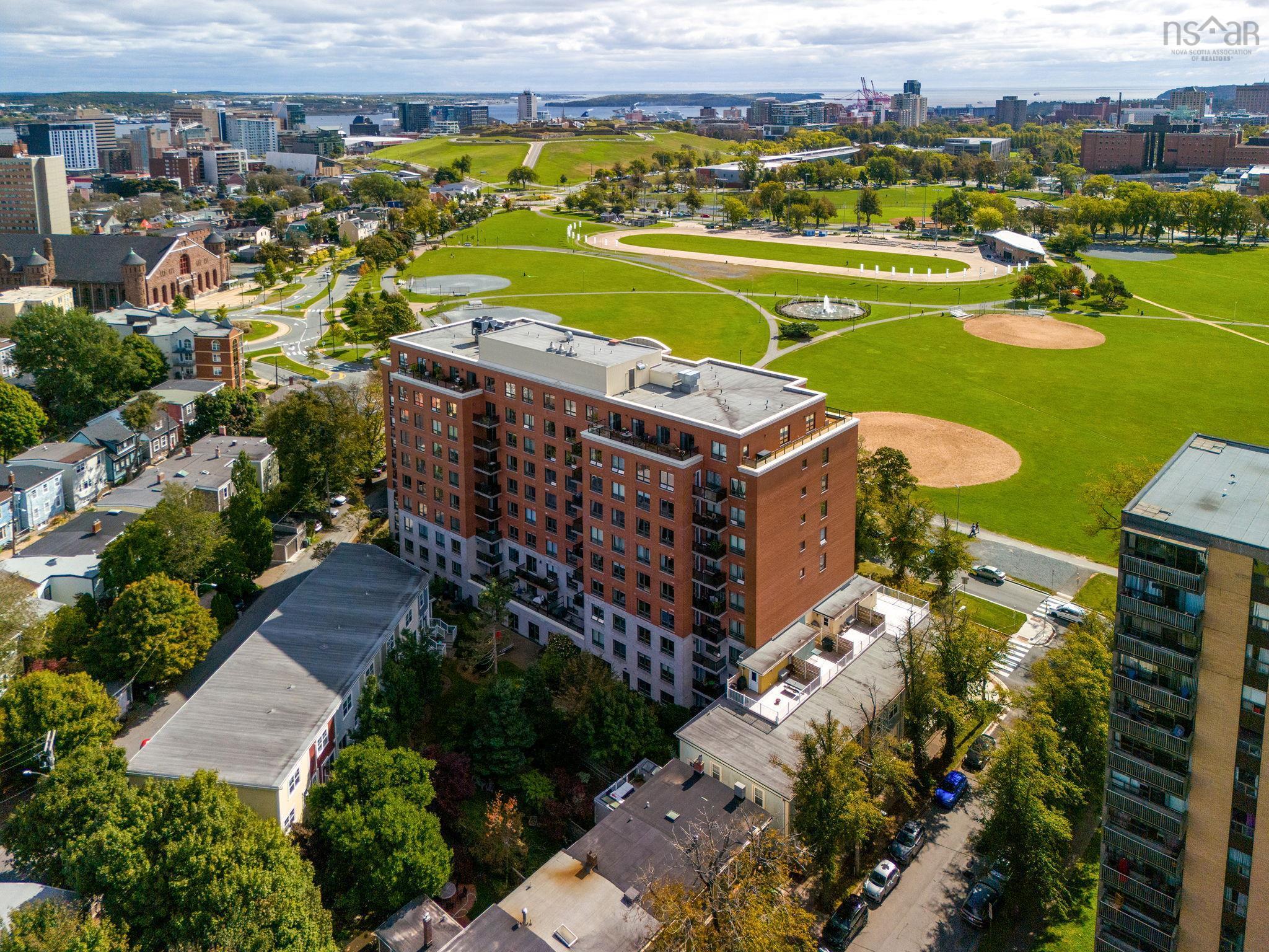 $744,900.00: 502 5839 Cunard Street, Halifax